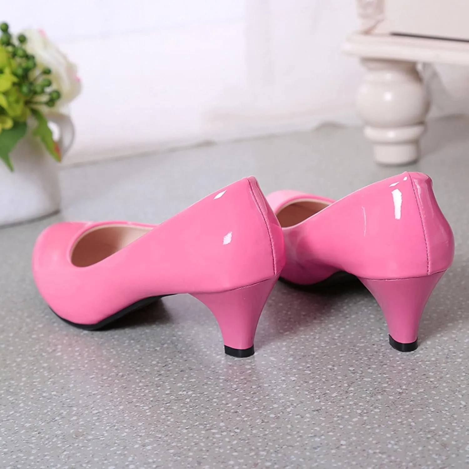 AMDBEL Flats Shoes Women Dressy Comfortable Womens Mules Backless Loafers with Metal Chain Decor Gem Pearl Slip On Flat Shoes