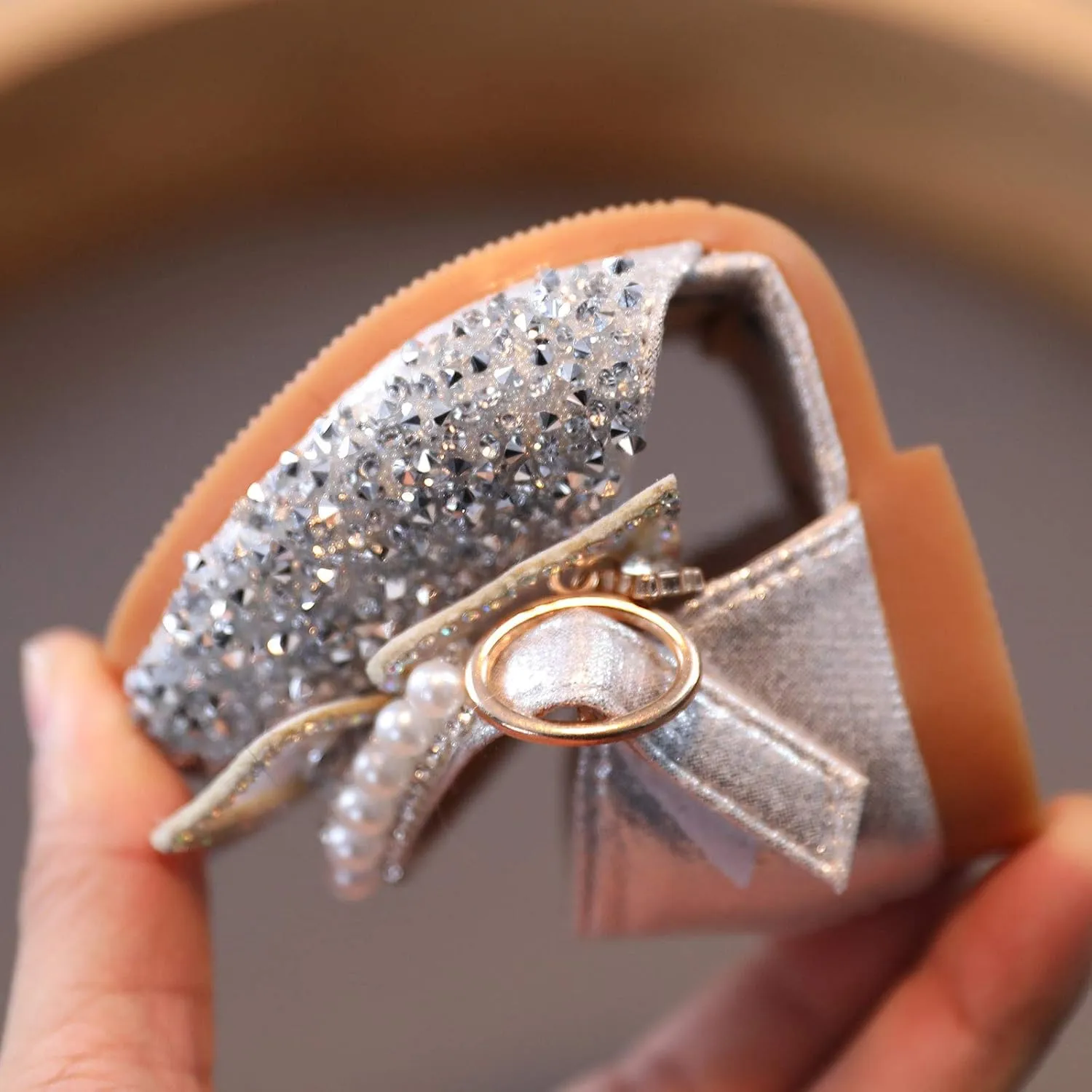 Baby Girl Solid Diamond Embellished Shoe Butterfly Hook and Loop Metal Sandals Princess Splicing Rhinestone Flats