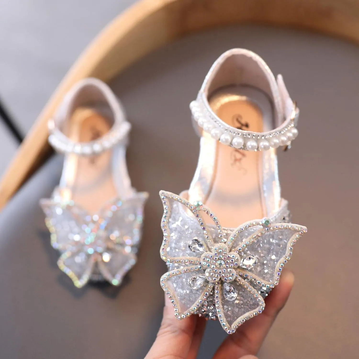 Baby Girl Solid Diamond Embellished Shoe Butterfly Hook and Loop Metal Sandals Princess Splicing Rhinestone Flats