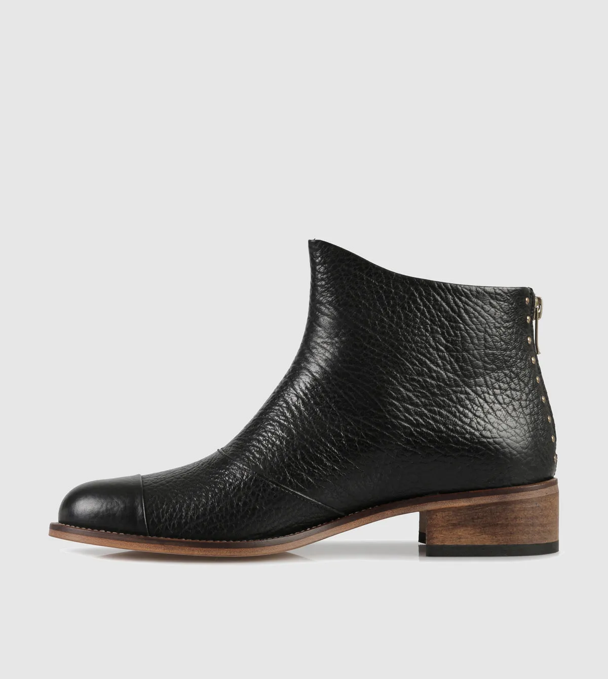 Beau5 Montone Leather Boots by Beau Coops
