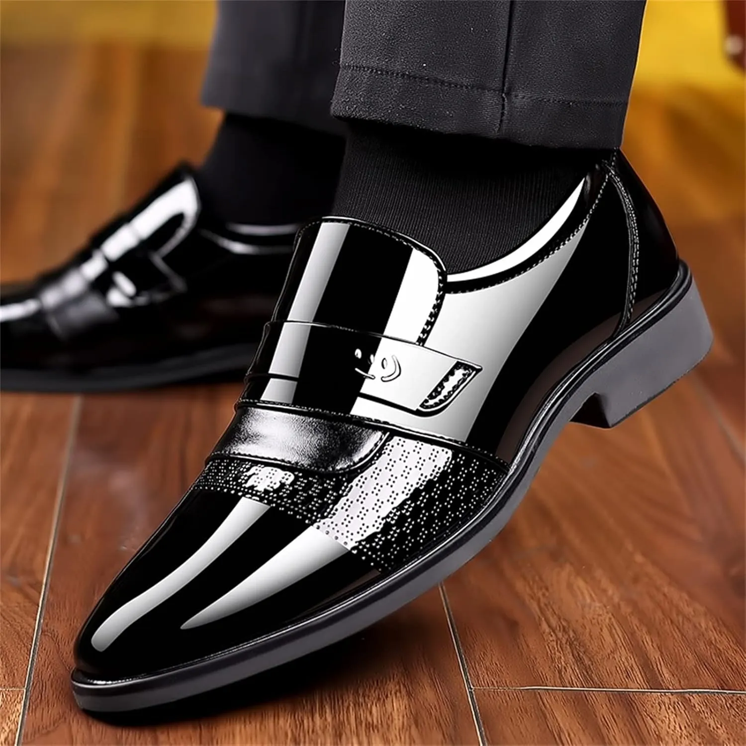 Black Dress Shoes Men Business Leather Shoes for Men Casual Dress Shoes Slip On British Business Shoe Pointed Toe Formal Dress Shoes