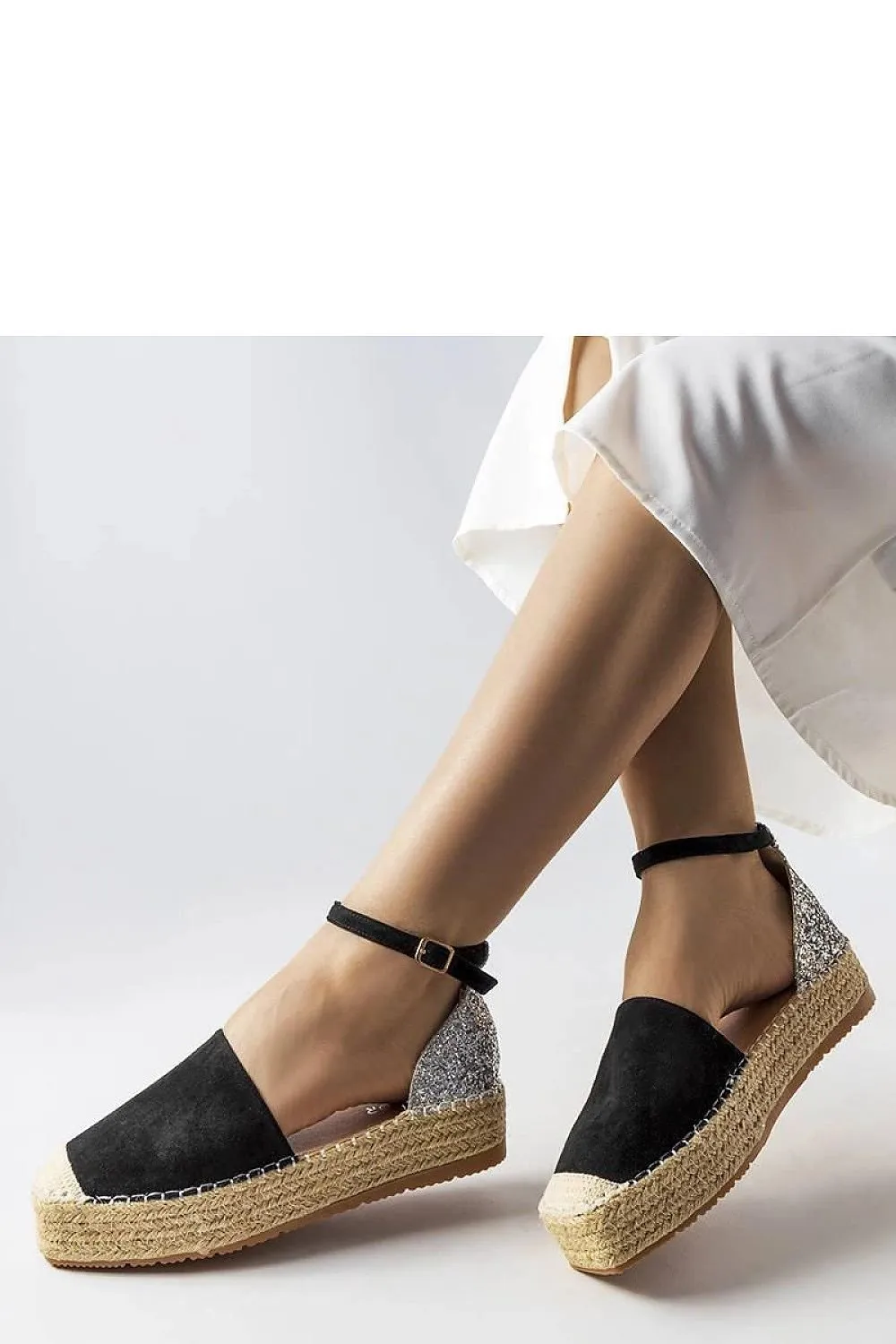 Black espadrilles with a glitter insert