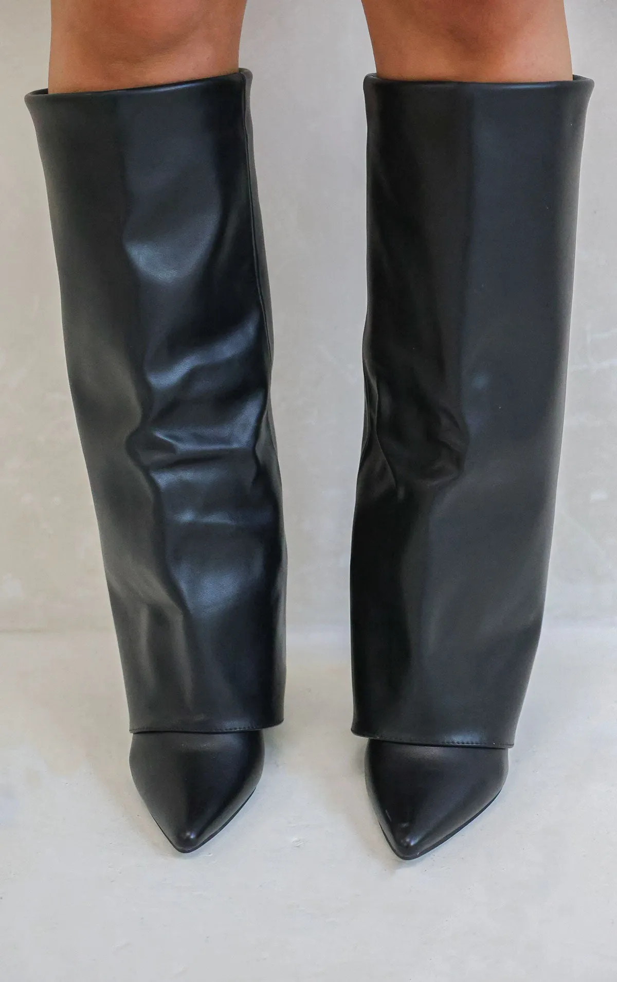 BLACK FAUX LEATHER POINTED TOE KNEE HIGH FOLD OVER SHARK BOOT