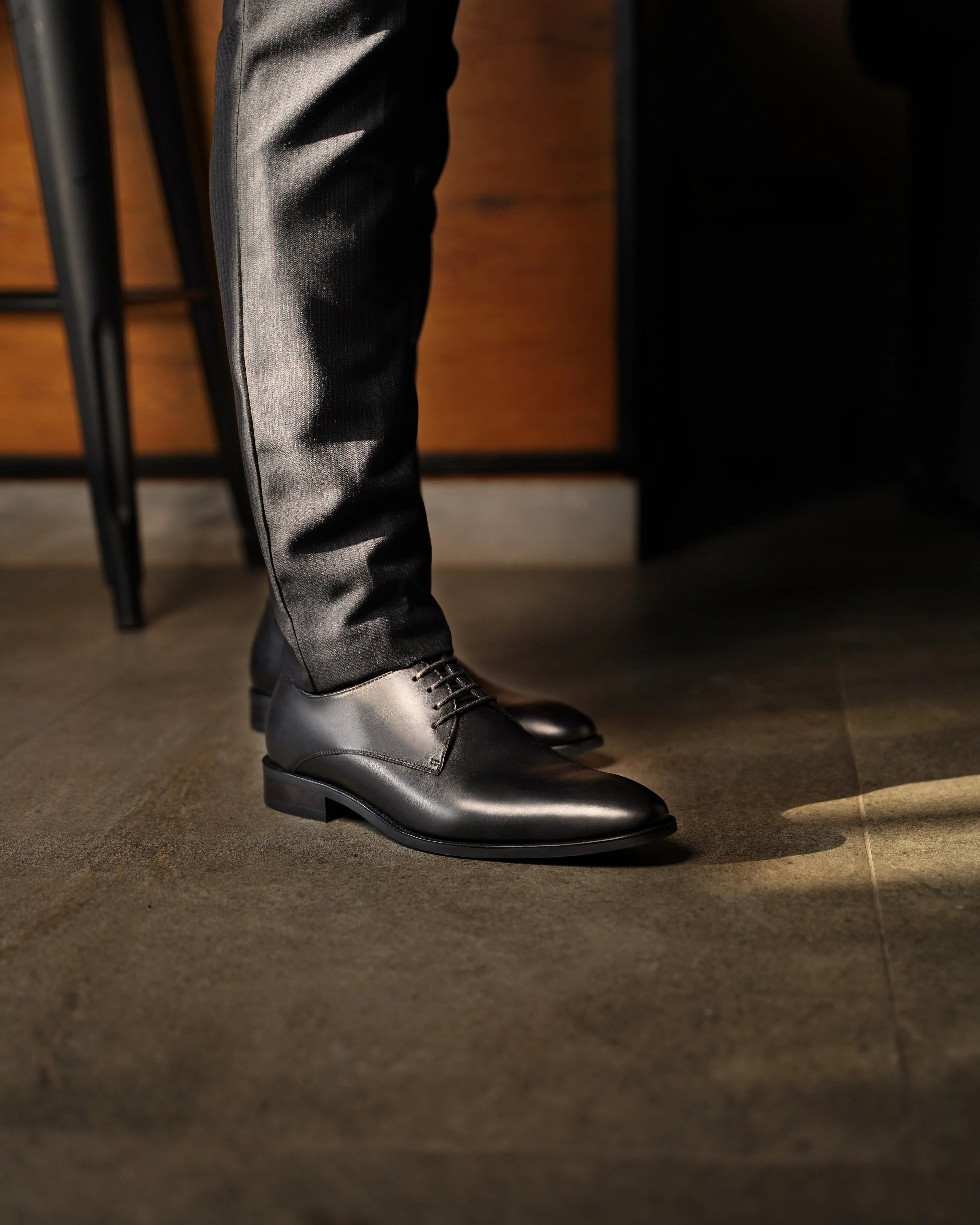 Bloomsbury - Men's Black Calf Leather Derby Shoe
