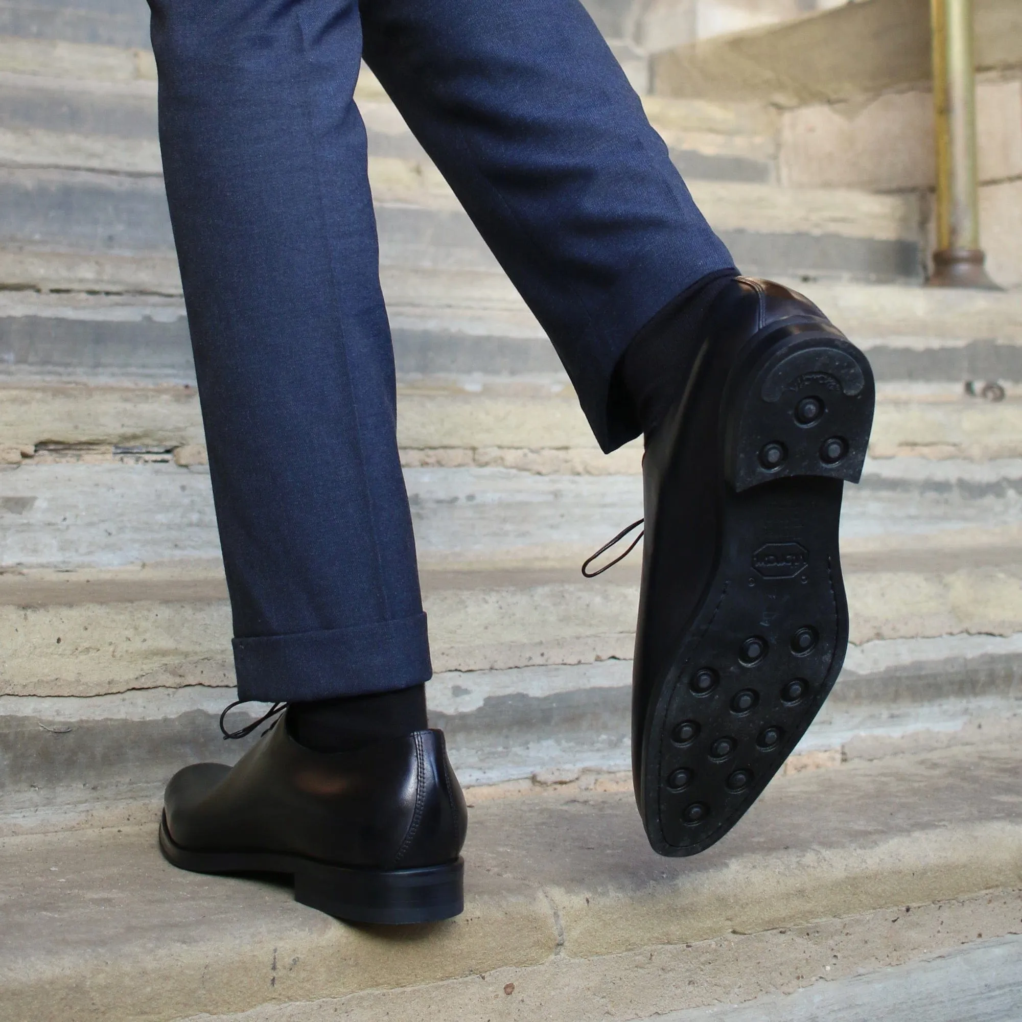Camden Wholecut Oxford Black