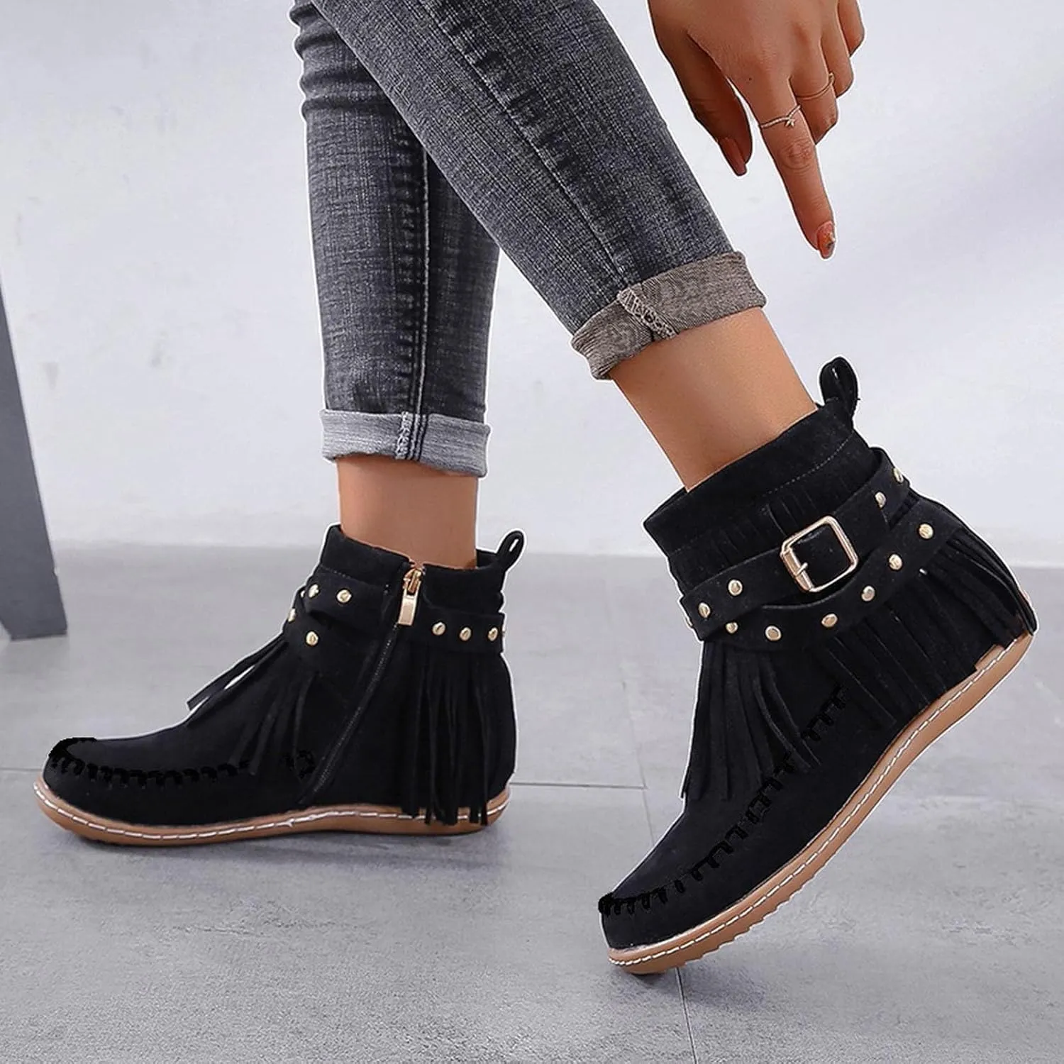 Cathalem Women's Western Cowboy Boots, Fringe Faux Suede Boots Retro Round Toe Fringe Buckle Strap Ankle Boot Rome Flat Shoes