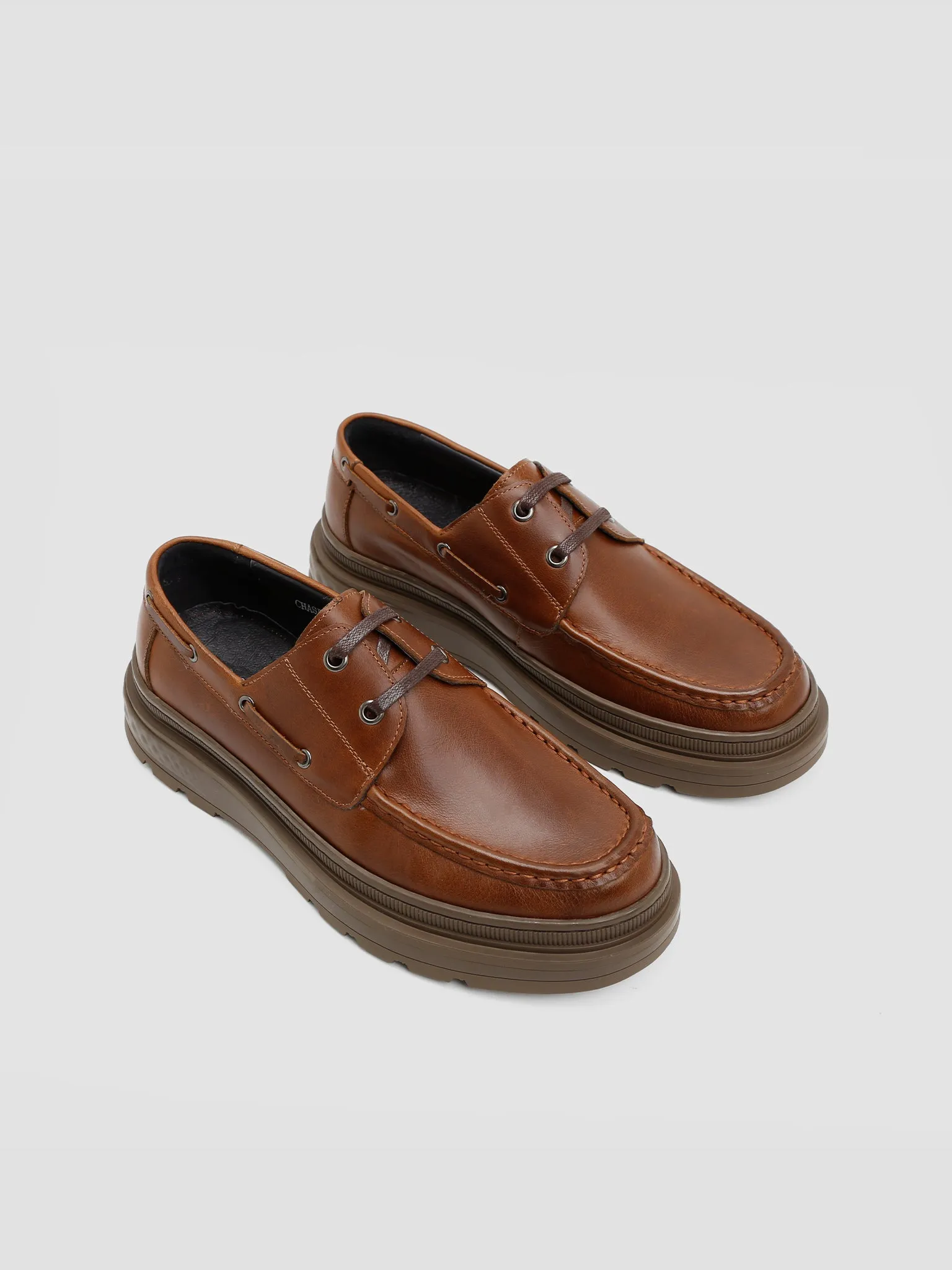 Chase Lace-Up Shoes (Brown)