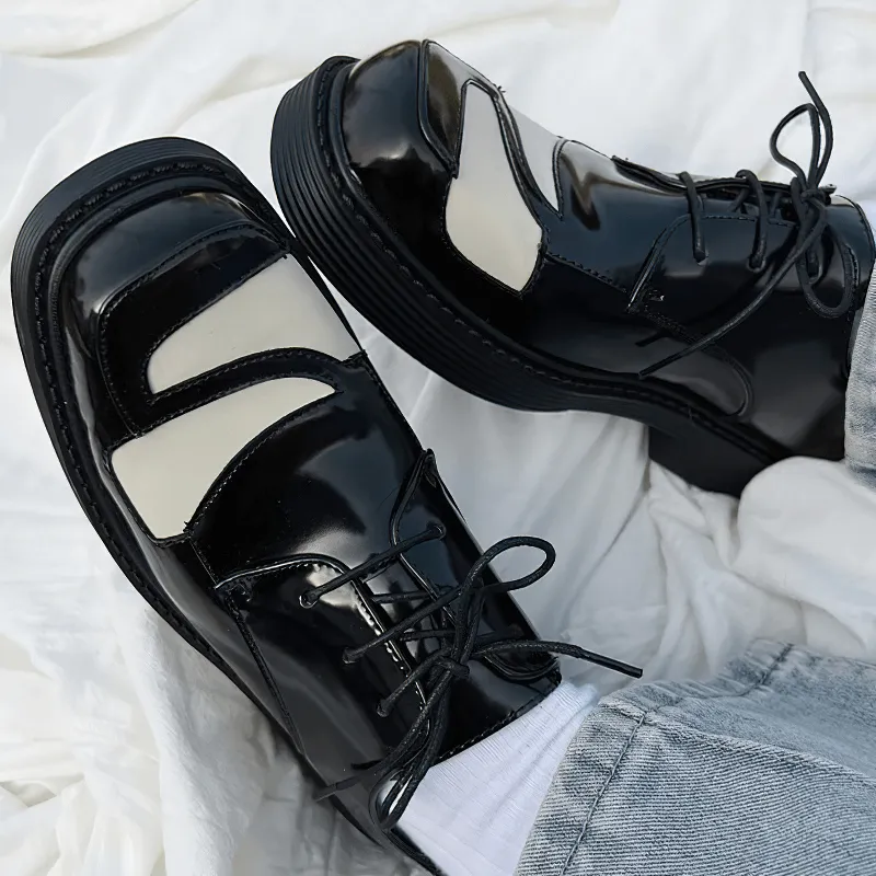 Classical Black And White Square Toe Derby / Lace-Up Retro Shoes for Men
