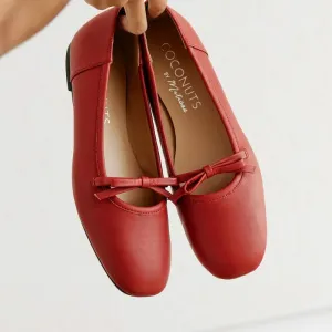 Elegant Red Leather Ballet Flats with Bow Detail By Matisse