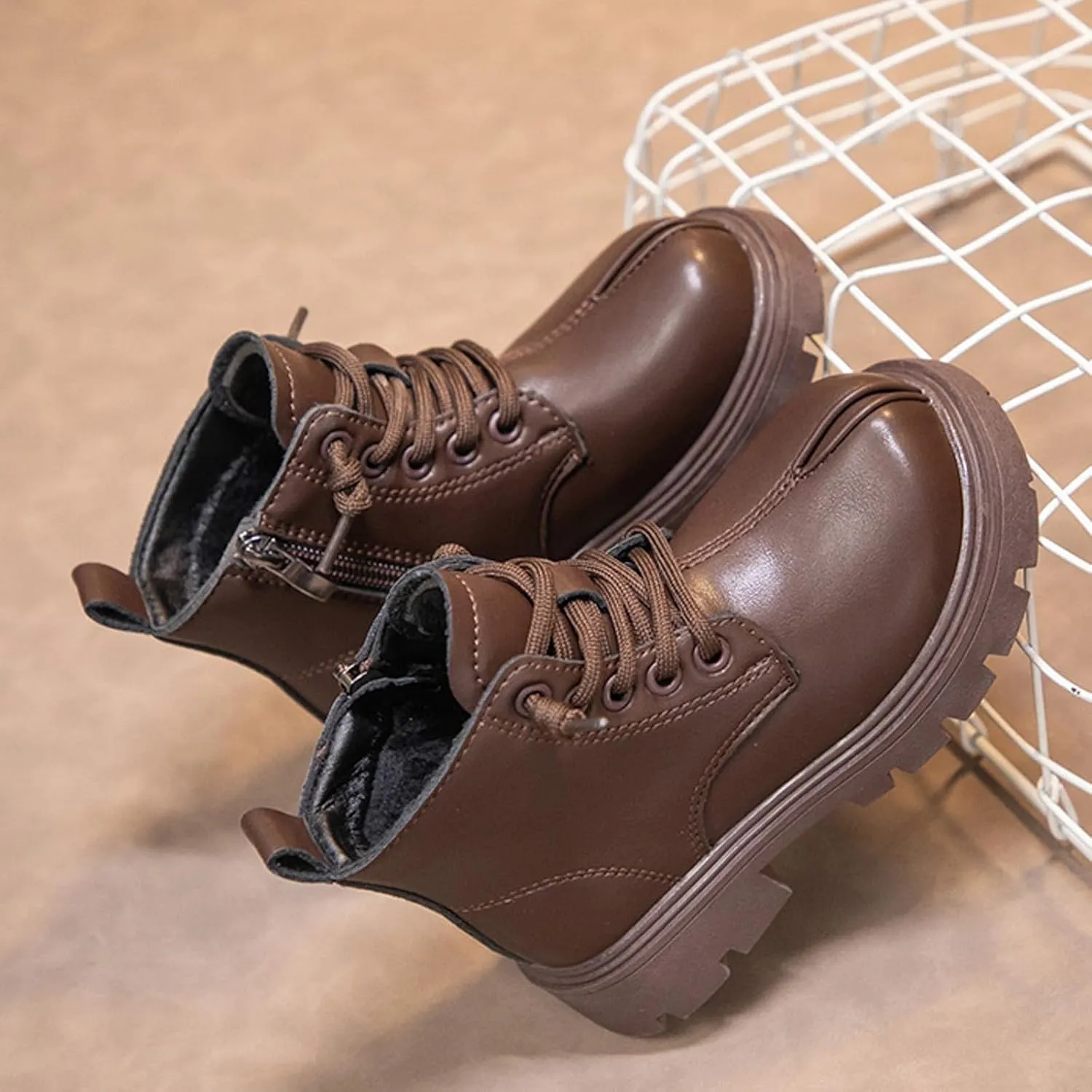 Gilrs Combat Boots Lace up Closed Round Toe Short Booties Fashion Non Slip Lace up Outdoor Work Winter Snow Boots