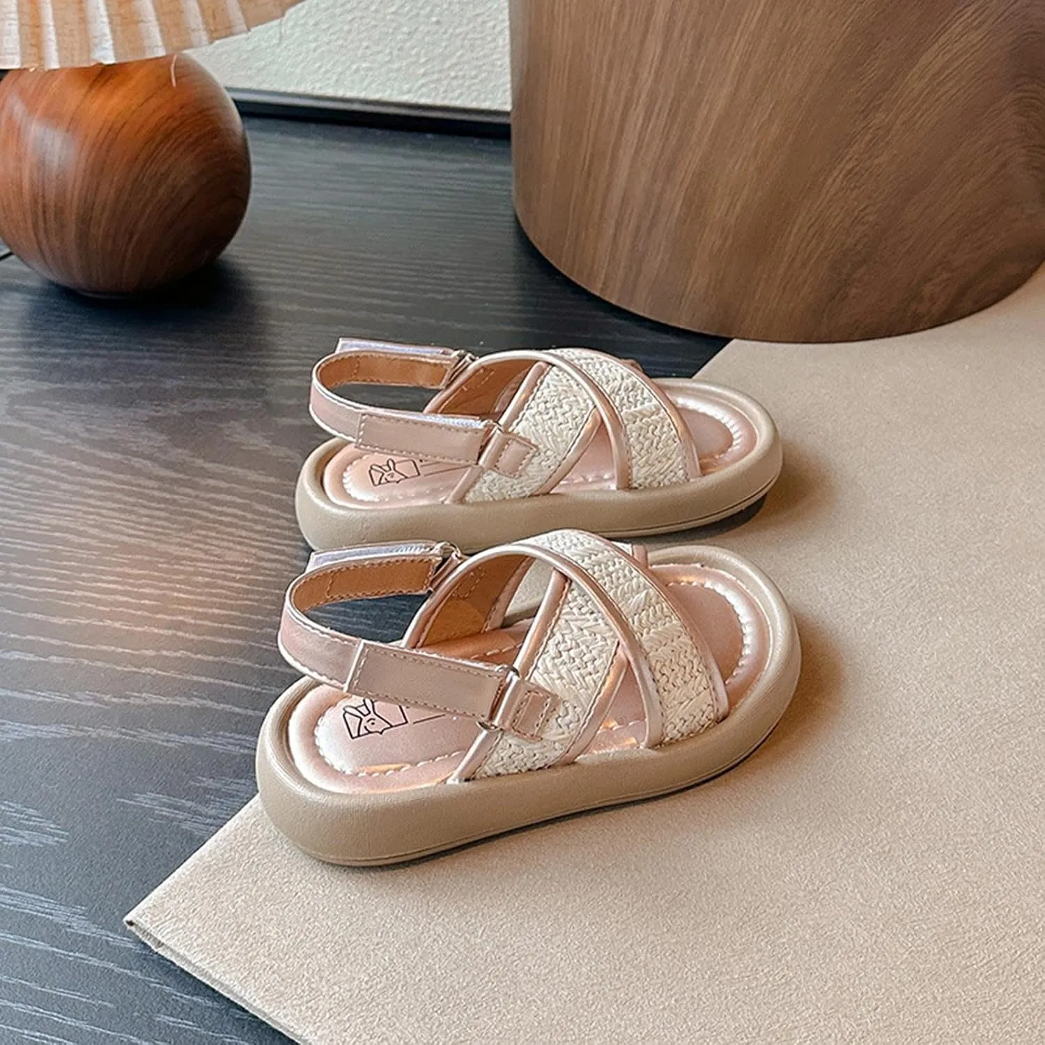 Girl Open Toe Sandals Quick-Dry Floral Princess Style Sandal Fashion Wide Strap Summer Shoes Beach Vacation Shoe Footwear