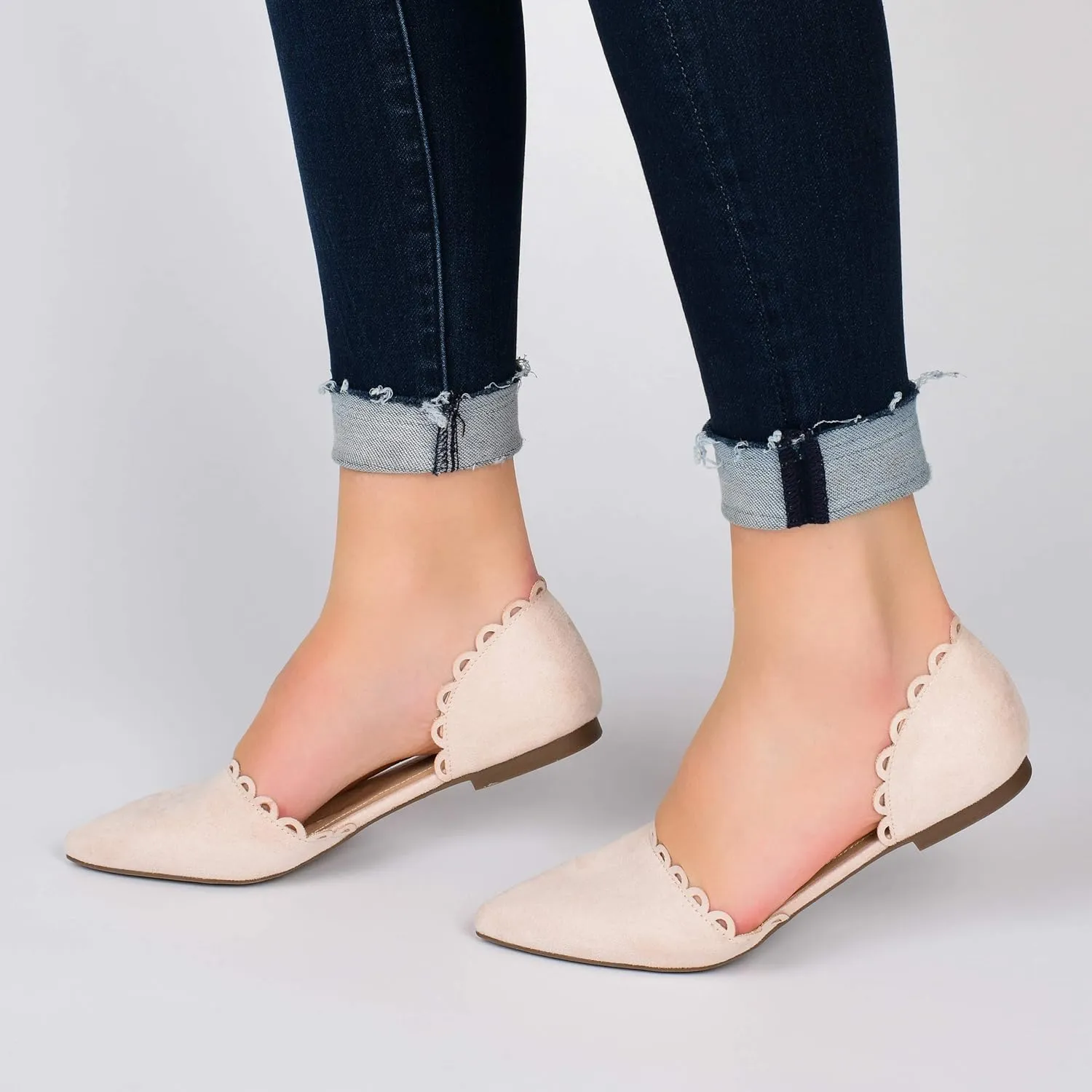 Journee Collection Womens Jezlin Faux Suede Pointed Toe D'Orsay