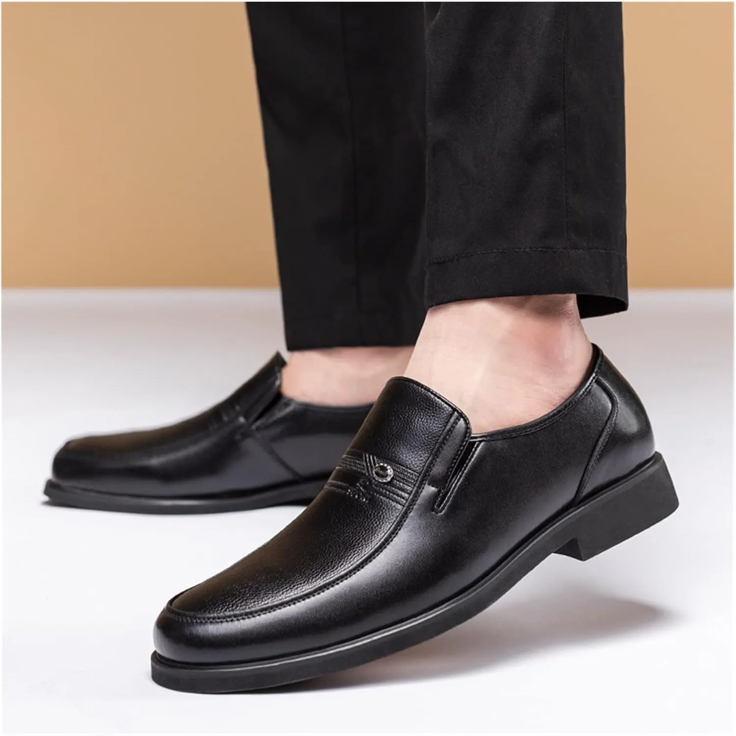 LAZIRO British Business Casual Men's Autumn and Winter Leather Shoes Breathable Soft Bottom Comfortable Loafers Formal Leather Shoes