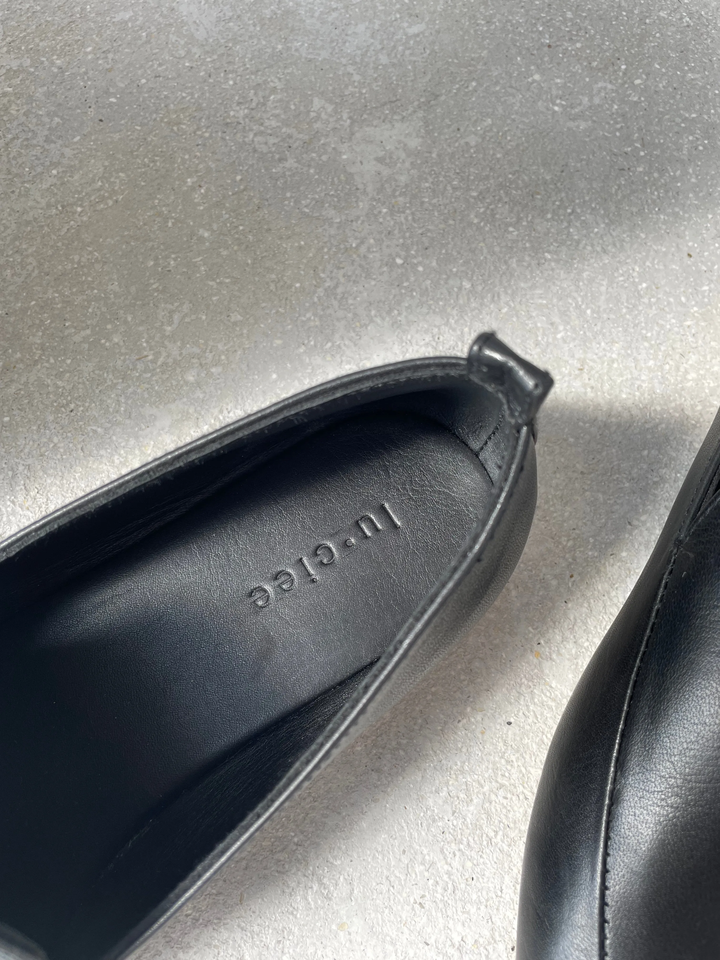Love78 Leather Loafer