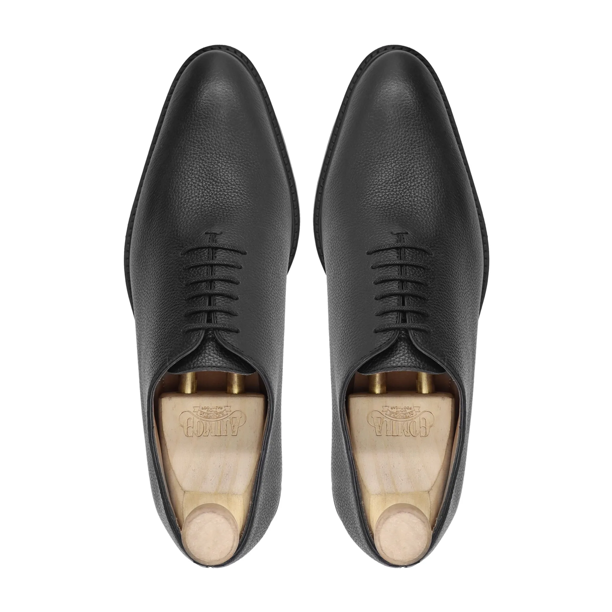 Luja - Men's Black Pebble Grain Leather Wholecut Shoe
