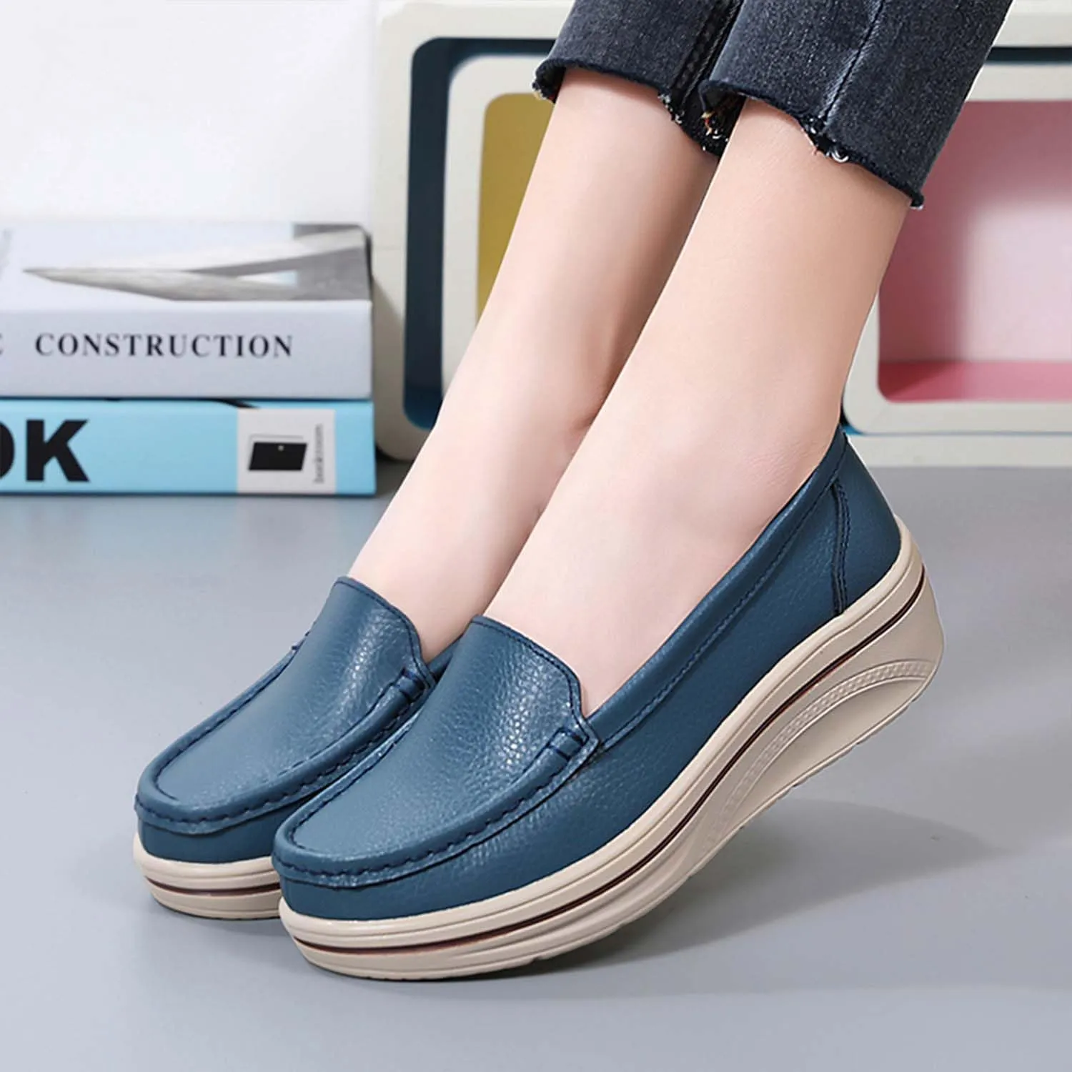 MEBAMY Women's Thick Sole Slip-On Loafers Comfortable Arch Support Casual Thick-Soled Casual Shoes Non-Slip Low-Top Loafers Shoes for Women Black
