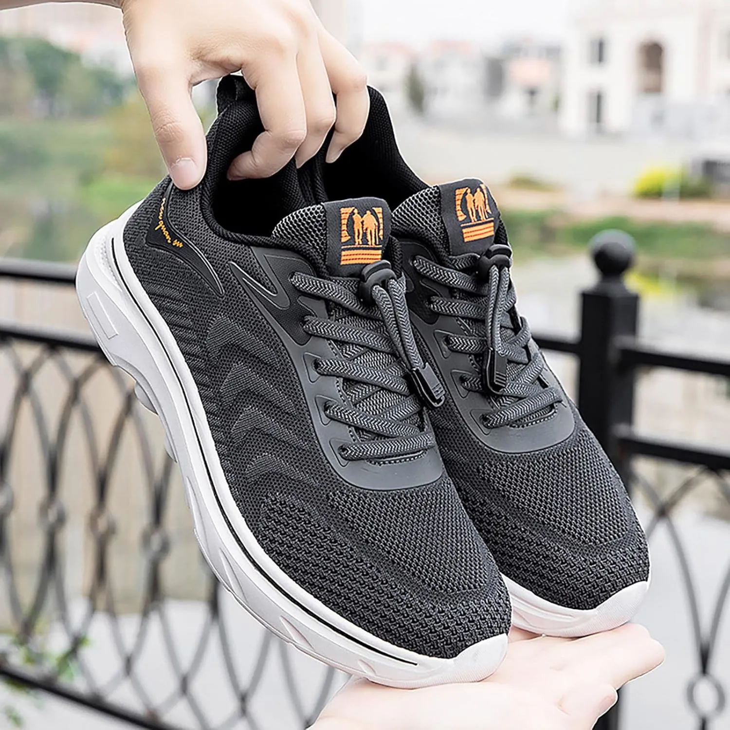 Men's Breathable Stretch Workout Shoes Lightweight Breathable Walking Shoe Gym Tennis Athletic Fashion Sneakers