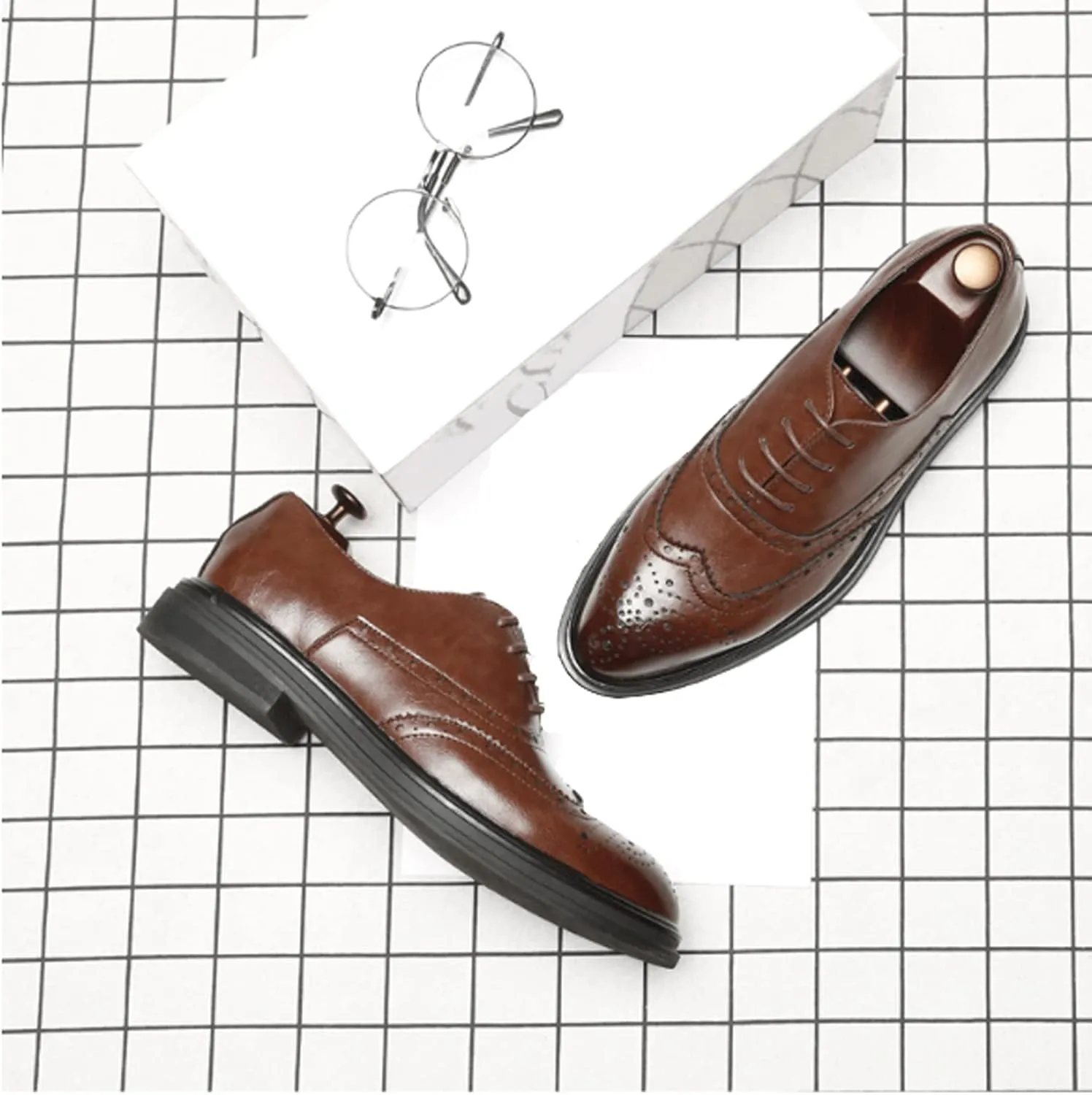 Men's Brogue Carved Derby Shoes,Handmade British Style Elastic Band Round Toe Low Top Wingtip Oxfords Formal Shoes