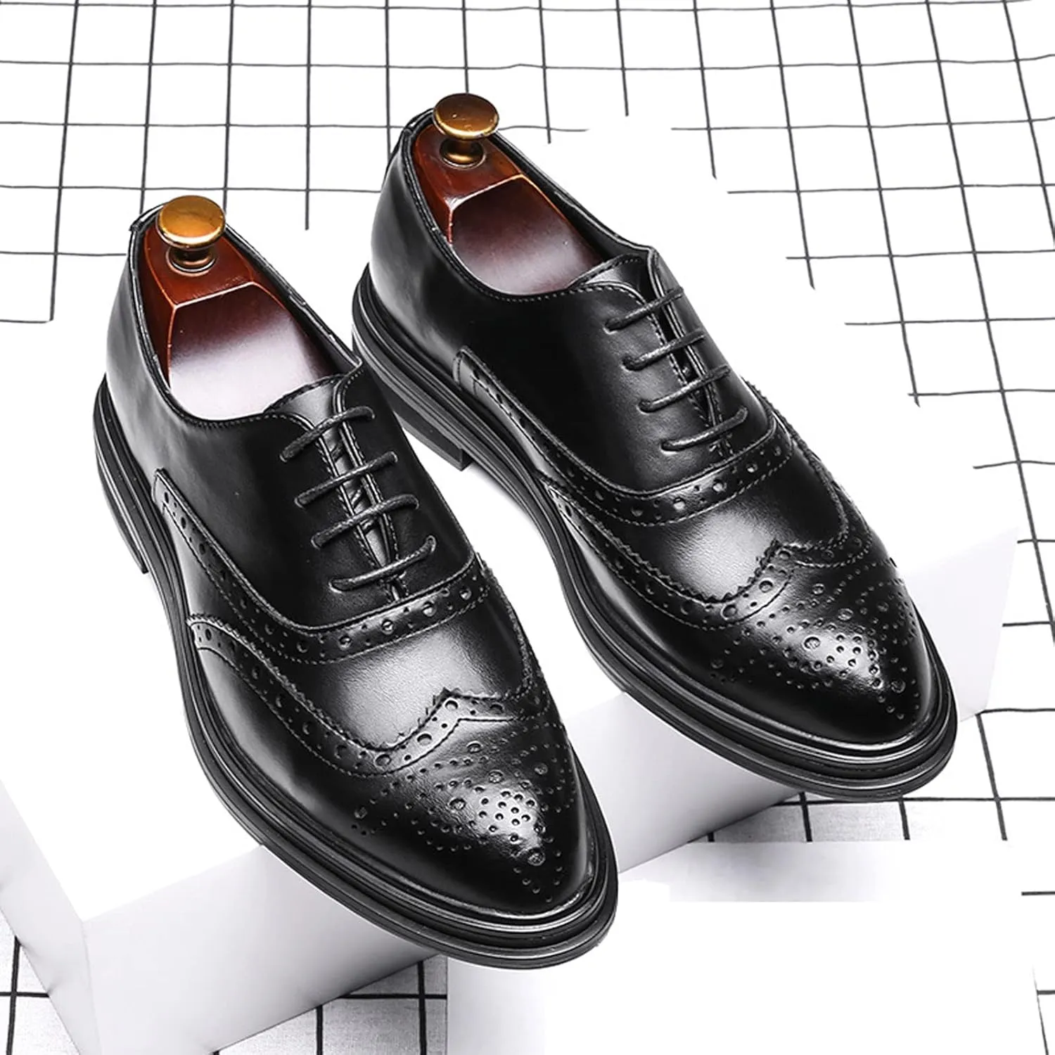 Men's Brogue Carved Derby Shoes,Handmade British Style Elastic Band Round Toe Low Top Wingtip Oxfords Formal Shoes