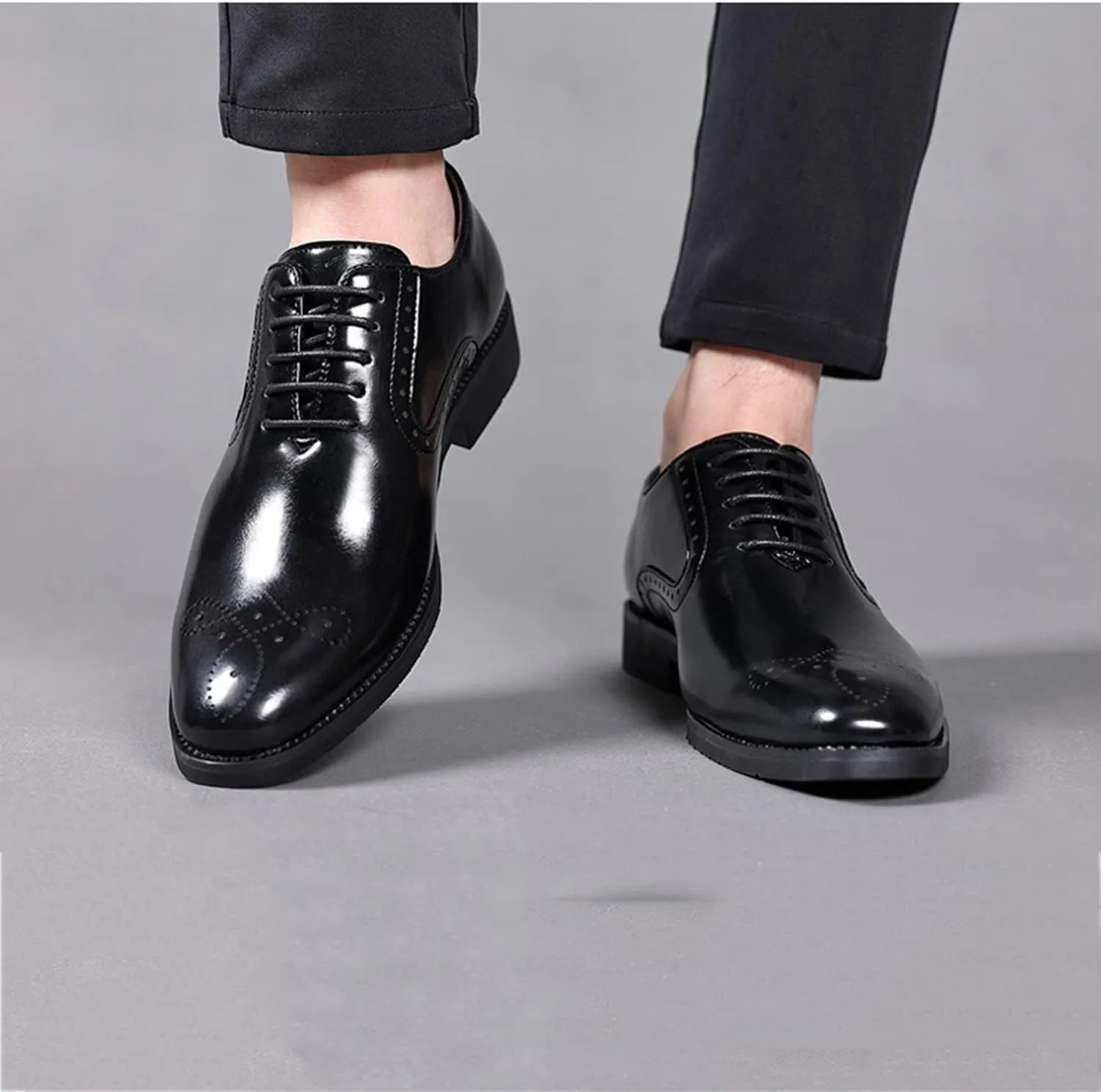 Men's Business Casual Dress Shoes Classic Wingtip Lace-Up Brogues Modern Formal Oxfords Shoes