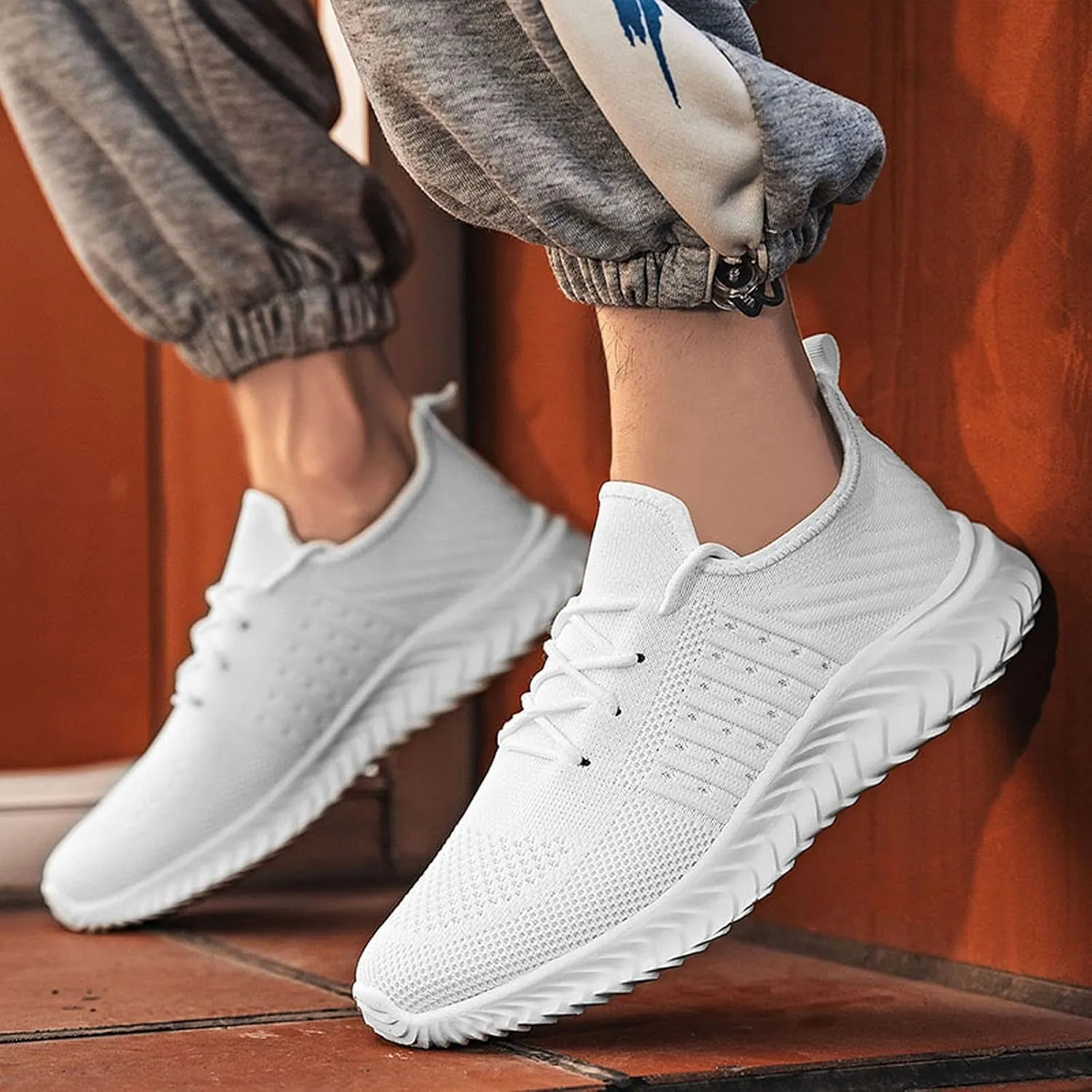 Men's Classic Casual Jogging Sneakers Casual Sneaker Mesh Breathable Walking Shoe Athletic Gym Tennis Sneakers