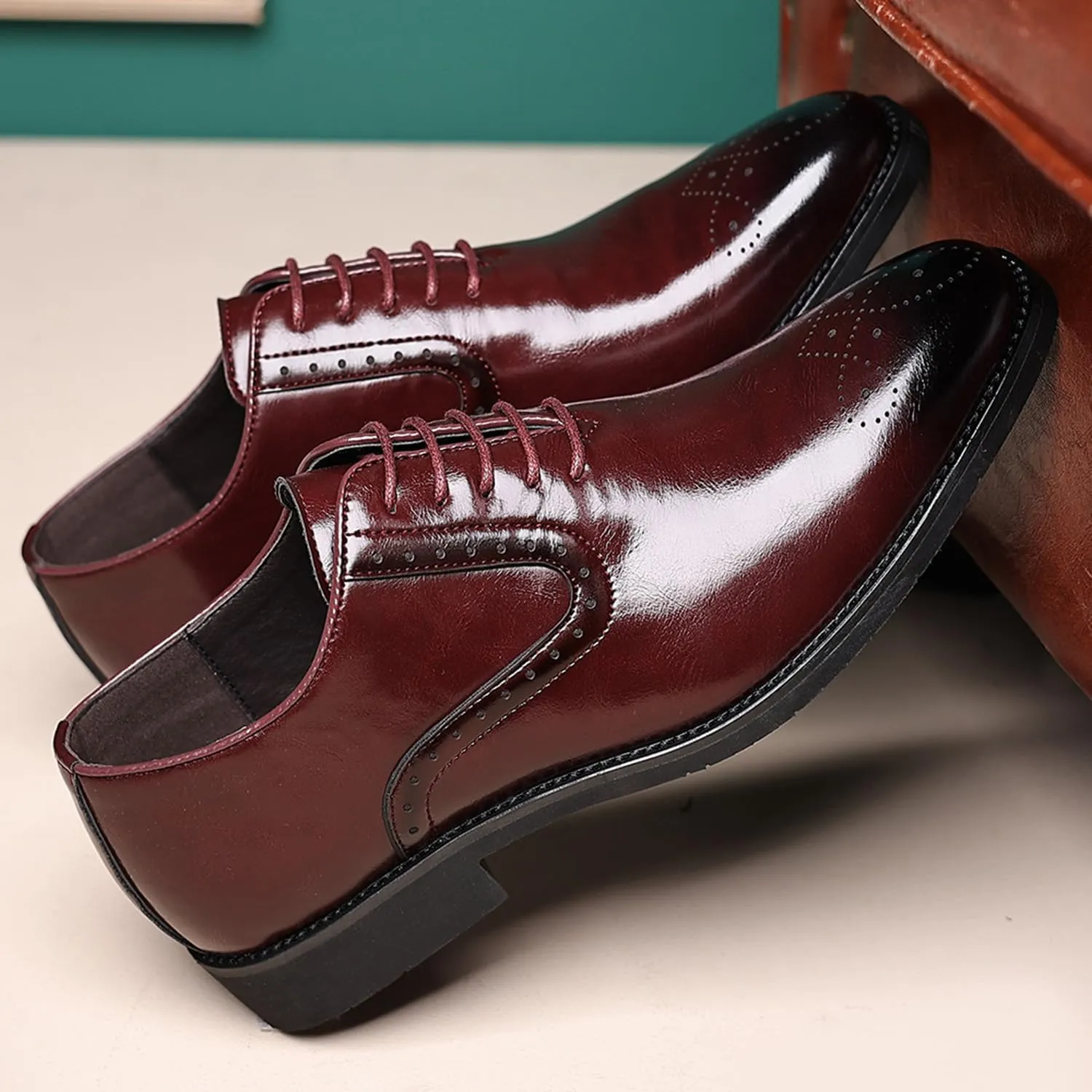 Mens Dress Shoes Lace-up Oxford Shoes Casual Comfortable Formal Business Wingtip Brogue Office Shoes