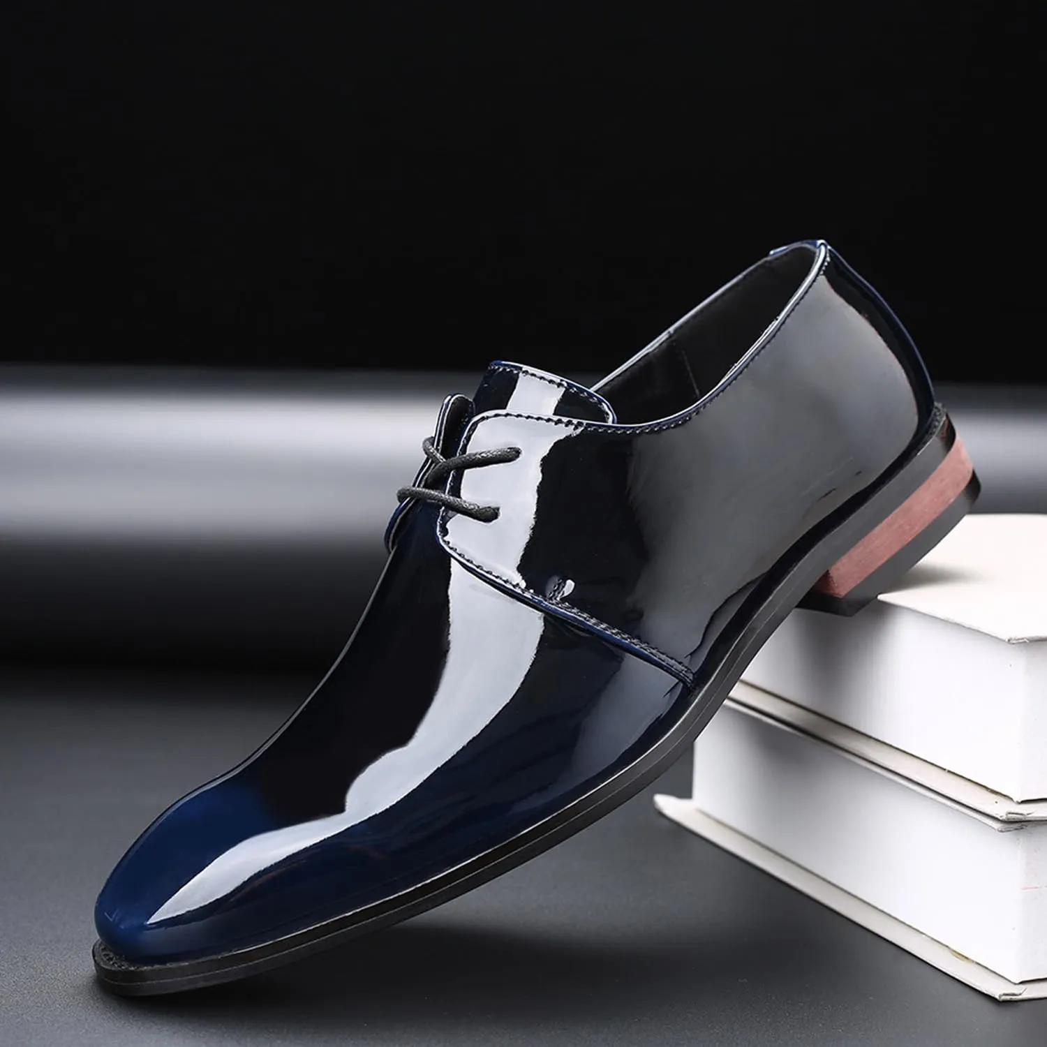 Mens Fashion Patent Leather Shoes Formal Dress Wedding Business Shoes Shiny Flat Derby Lace Up Shoes for Men