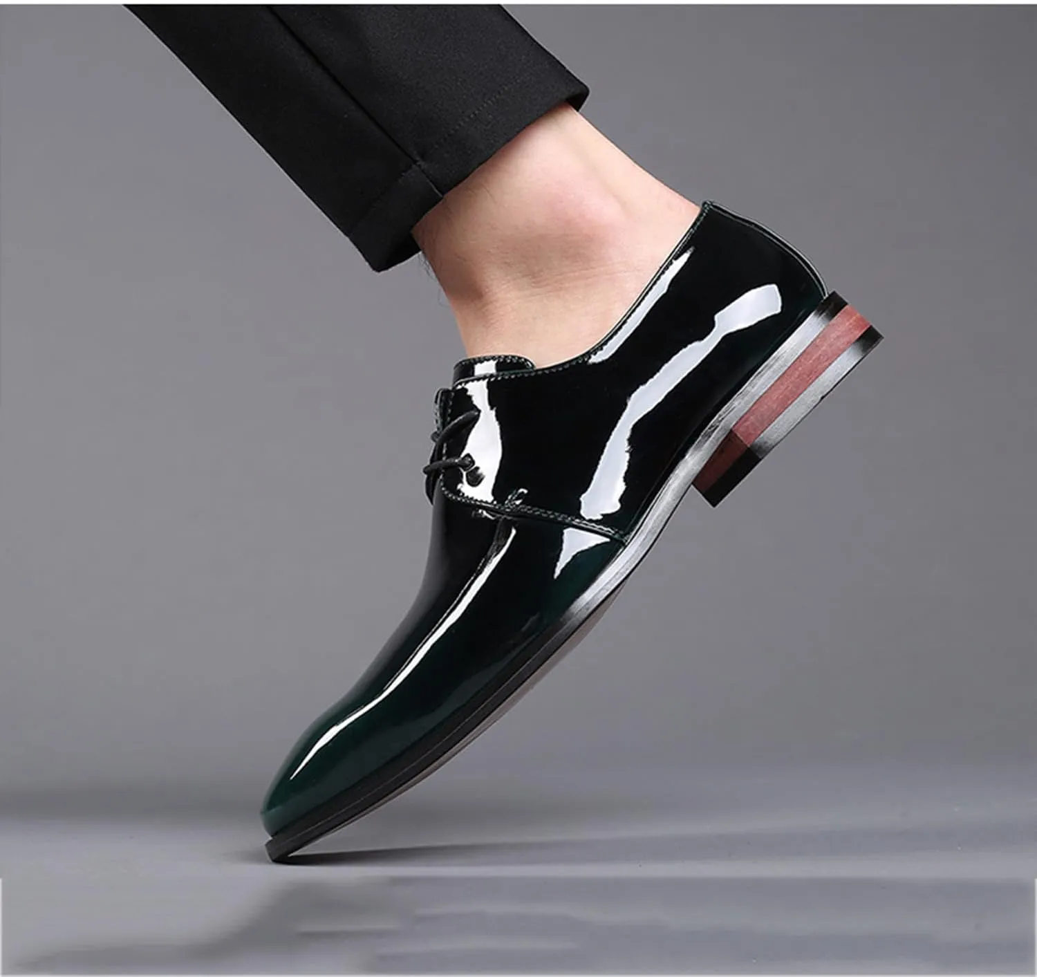 Mens Fashion Patent Leather Shoes Lace Up Formal Business Derby Shoes Wingtip Shiny Flat Formal Dress Shoes