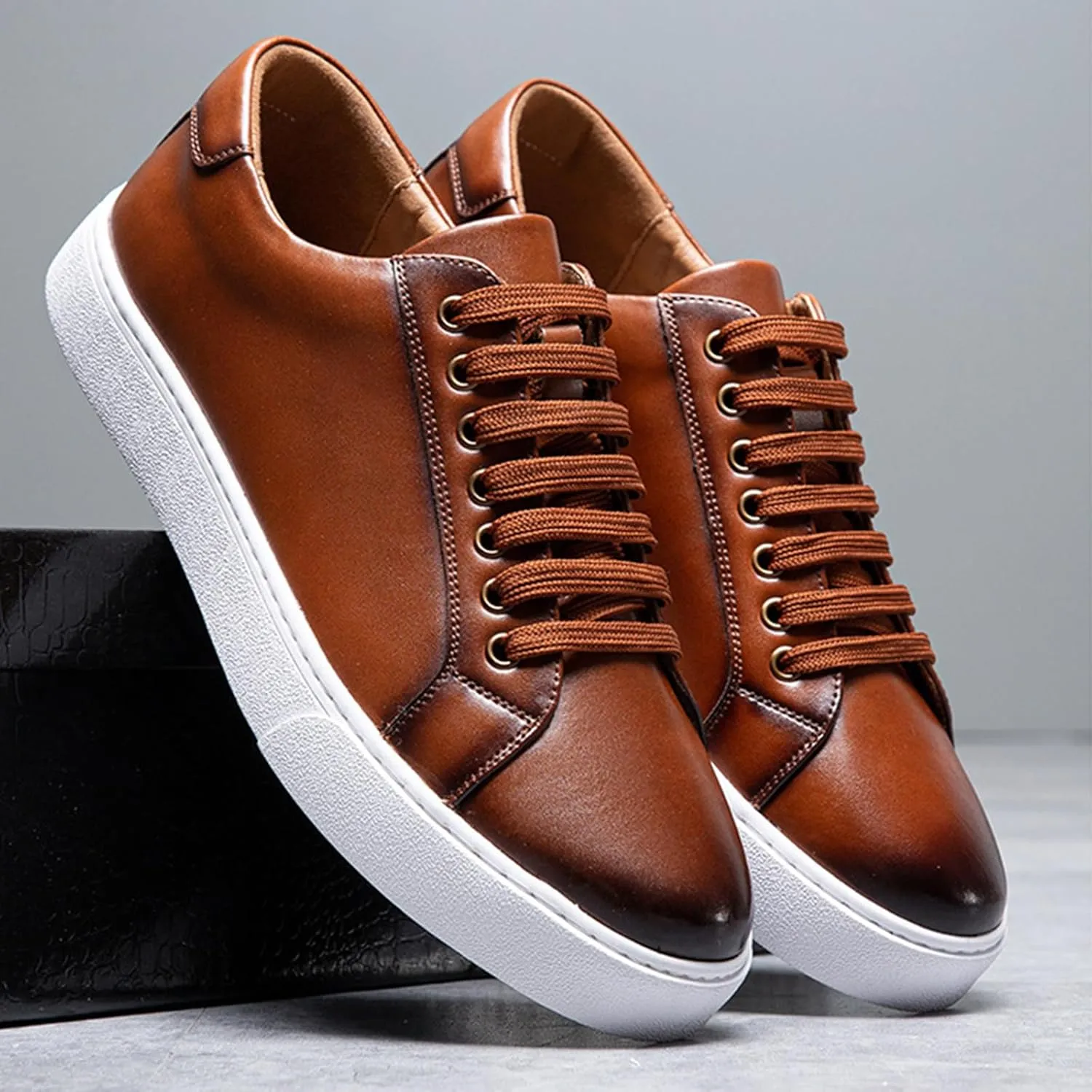 Men's Leather Fashion Sneaker British Style Polished Casual Shoes Lace Up Retro Comfortable Business Oxford Dressy Shoe