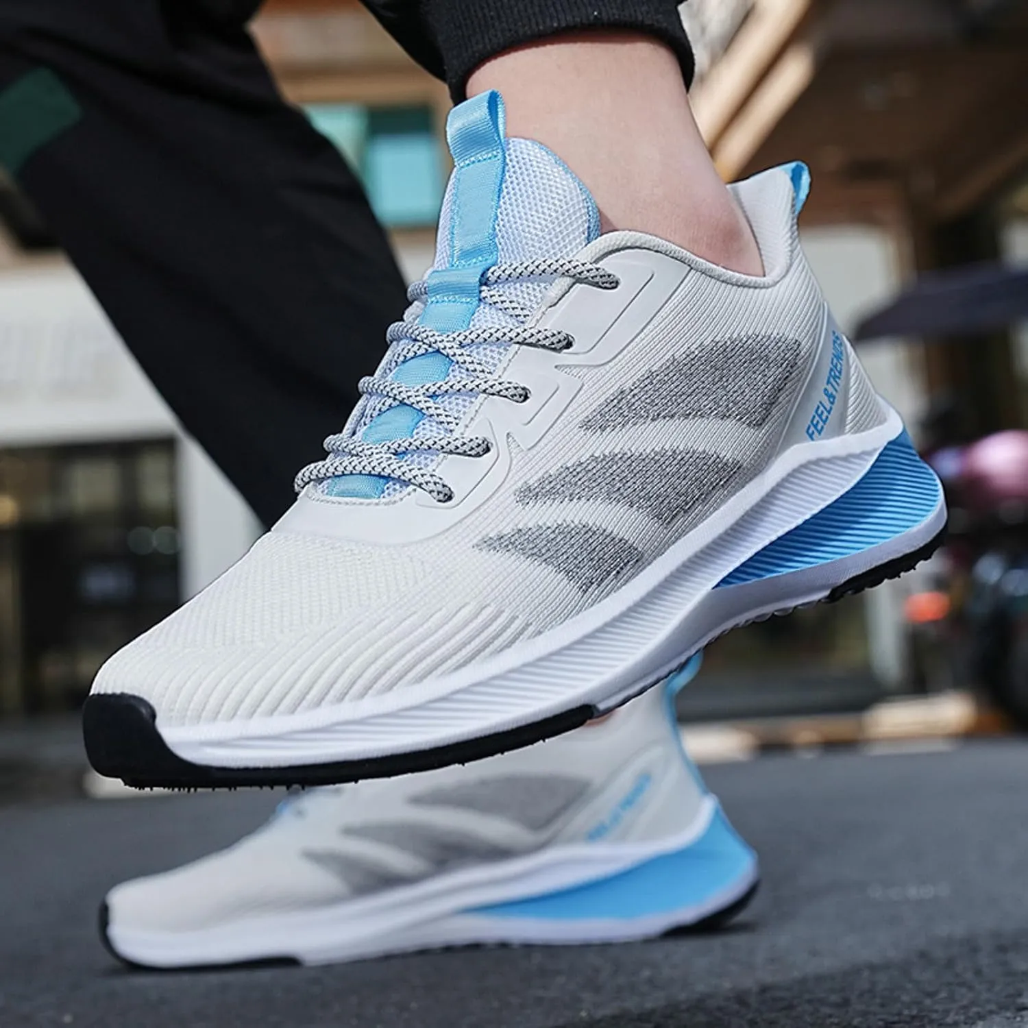 Men's Minimalist Barefoot Shoes Comfortable Lightweight Casual Walking Shoe Arch Support Walking Shoes for Men
