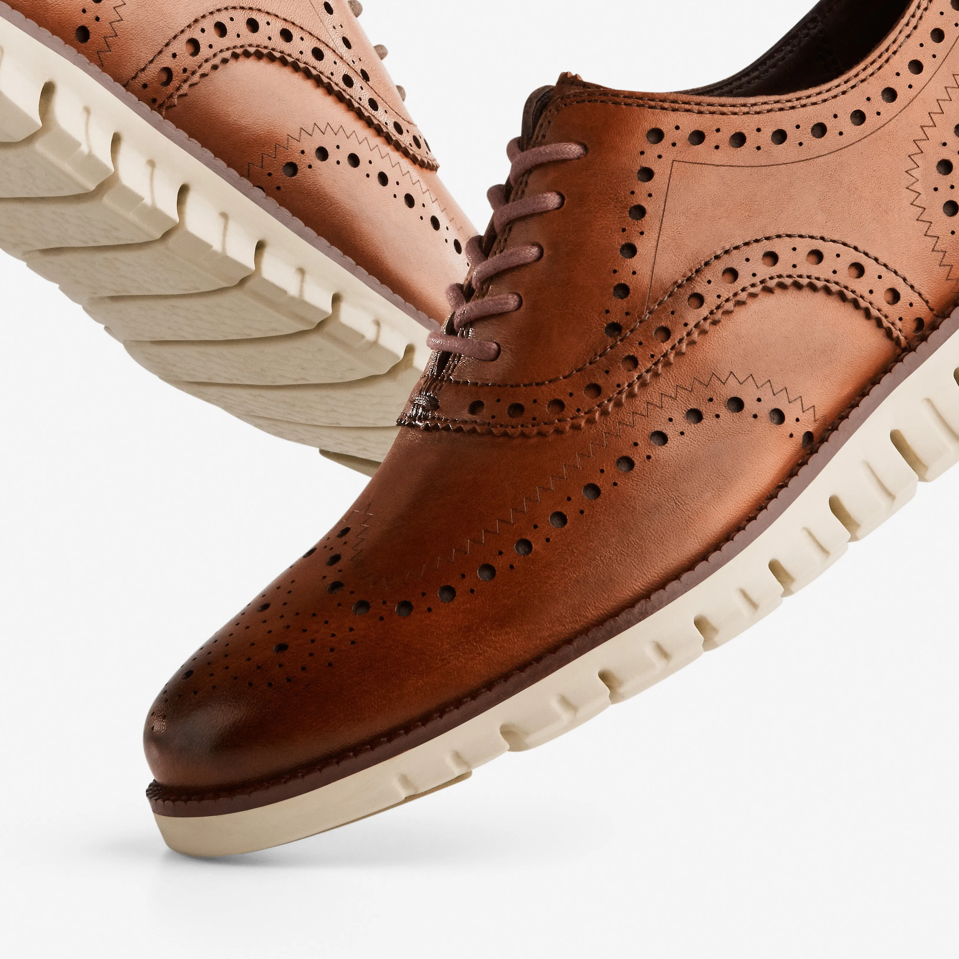 Men's ZERØGRAND Wingtip Oxford***