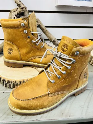 NEW MEN'S REDWOOD FALLS WATERPROOF MOC-TOE BOOTS BY TIMBERLAND, SZ 8! NOTE: Scuffs on boots from transport without box, Leather/boot cleaner should remove the scuffs!