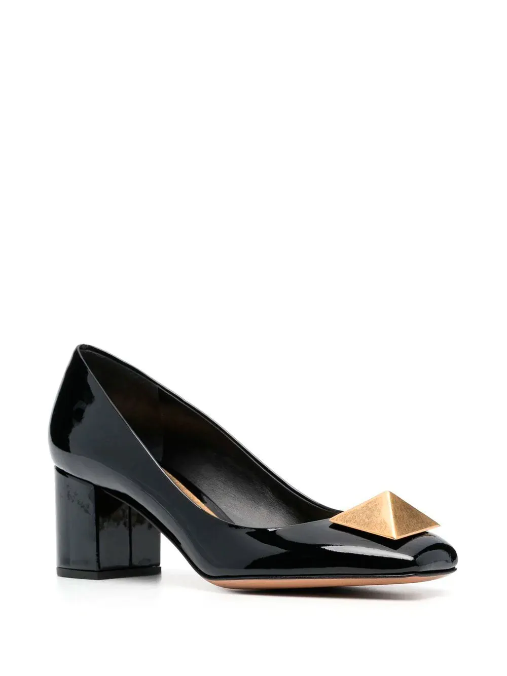 One Stud black patent leather pumps