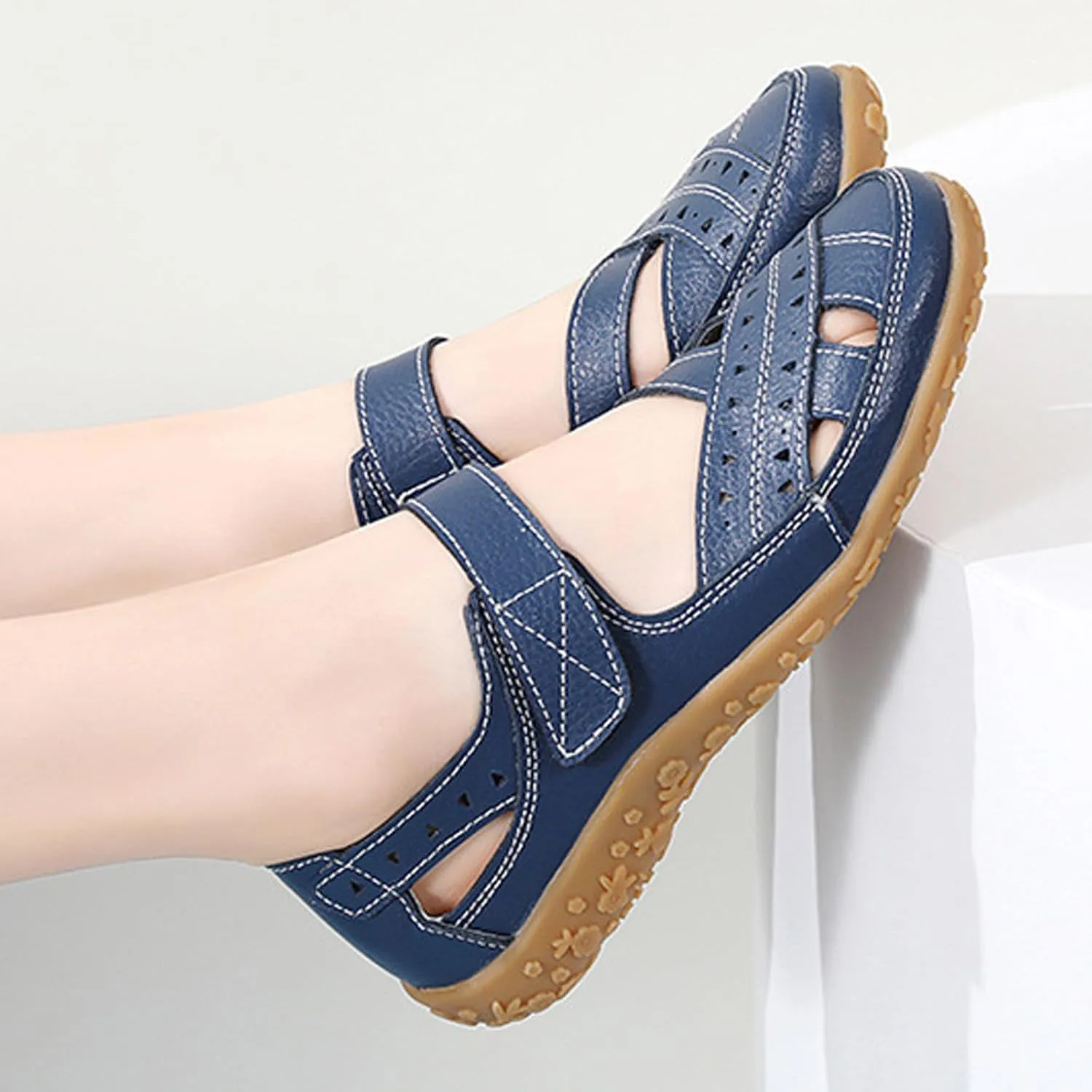 Orthopedic Sandals for Women Comfy Walking Flats Lightweight Adjustable Shoes Closed Toe Casual Sandals Outdoor Office