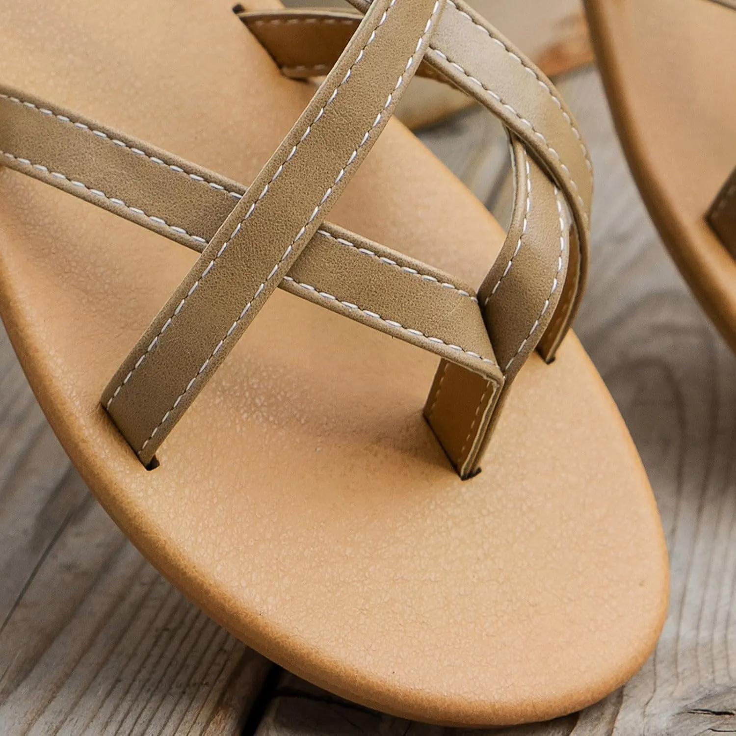 Sandals Womens Flat Sandals Strappy Dressy Comfortable Ankle Elastic Summer Thong Sandals for Beach