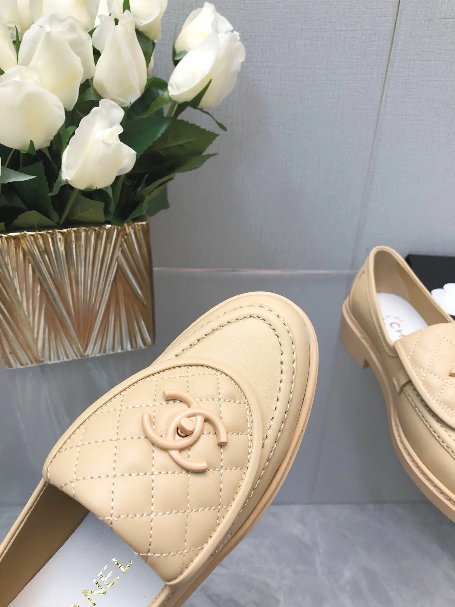 SE1286 CC Moccasins / Size5-10