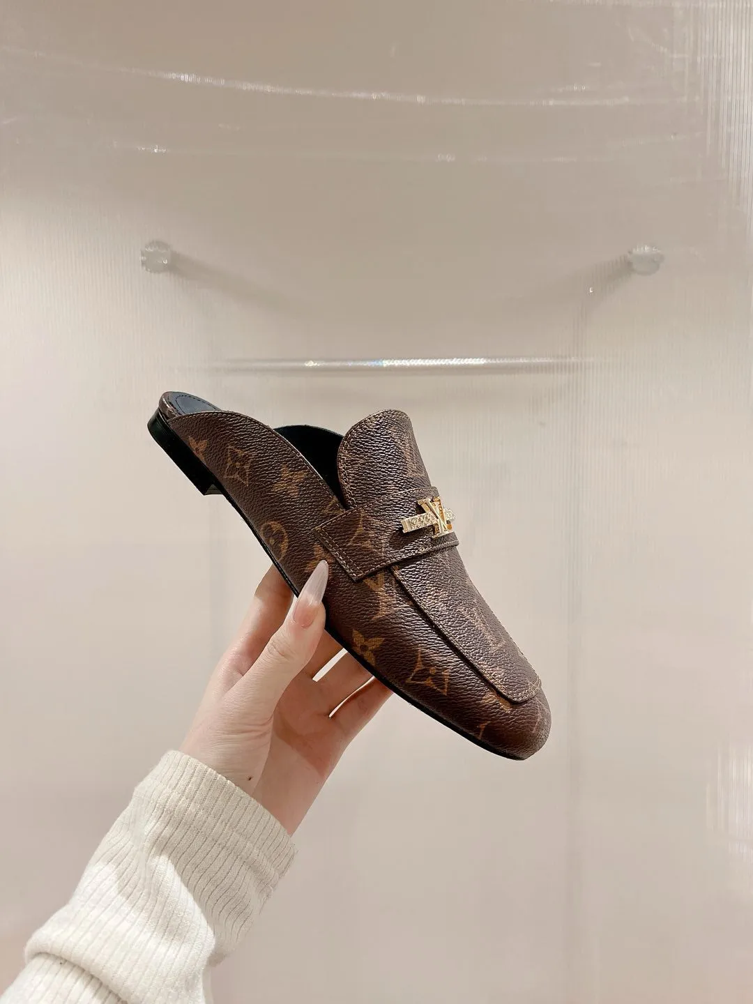 SE1541 LV Capri Open Back Loafer / Size5-11