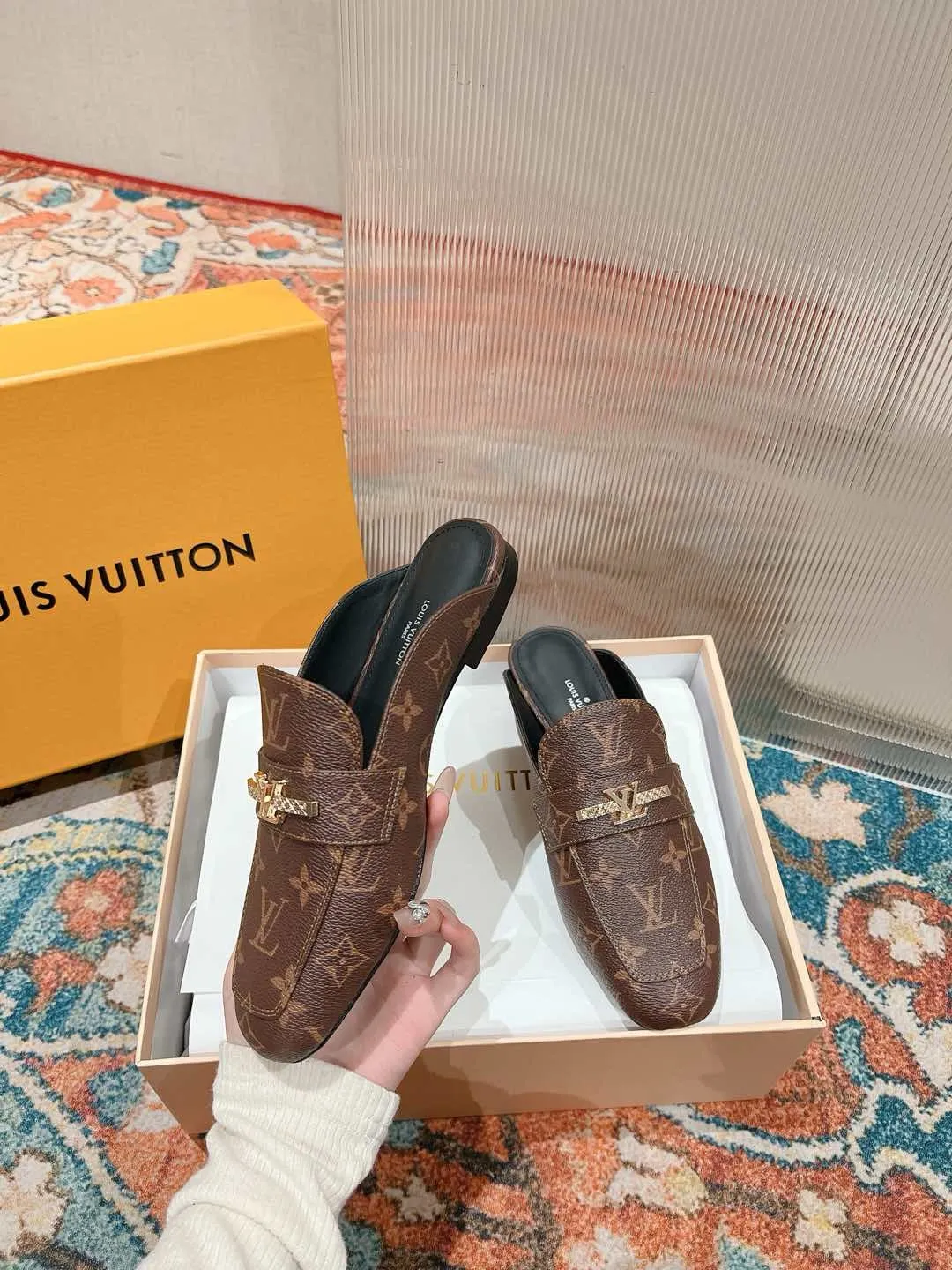 SE1541 LV Capri Open Back Loafer / Size5-11