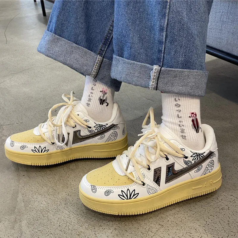 Simple Hand Painted Distressed Casual Sneakers