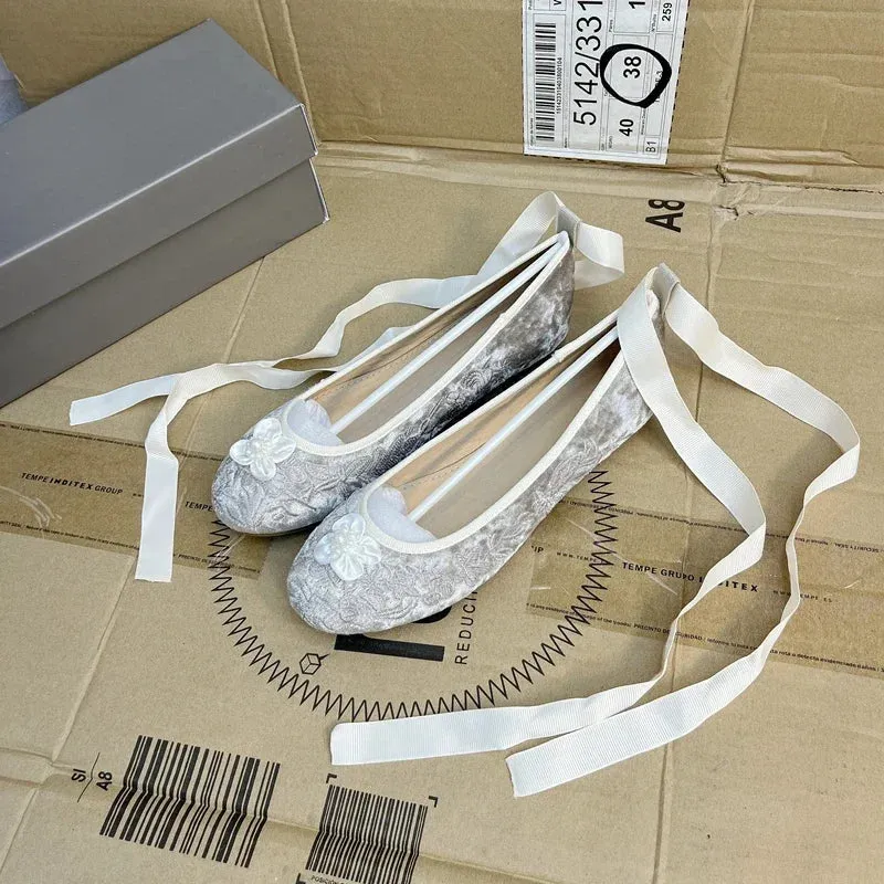 Sohiwoo Pearl Flower Ankle Strap Ballet Shoes Flock Embroidery Lace Up Ballet Shoes Women Round Toe Women Flats Elegant Valentine Shoes