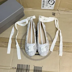Sohiwoo Pearl Flower Ankle Strap Ballet Shoes Flock Embroidery Lace Up Ballet Shoes Women Round Toe Women Flats Elegant Valentine Shoes