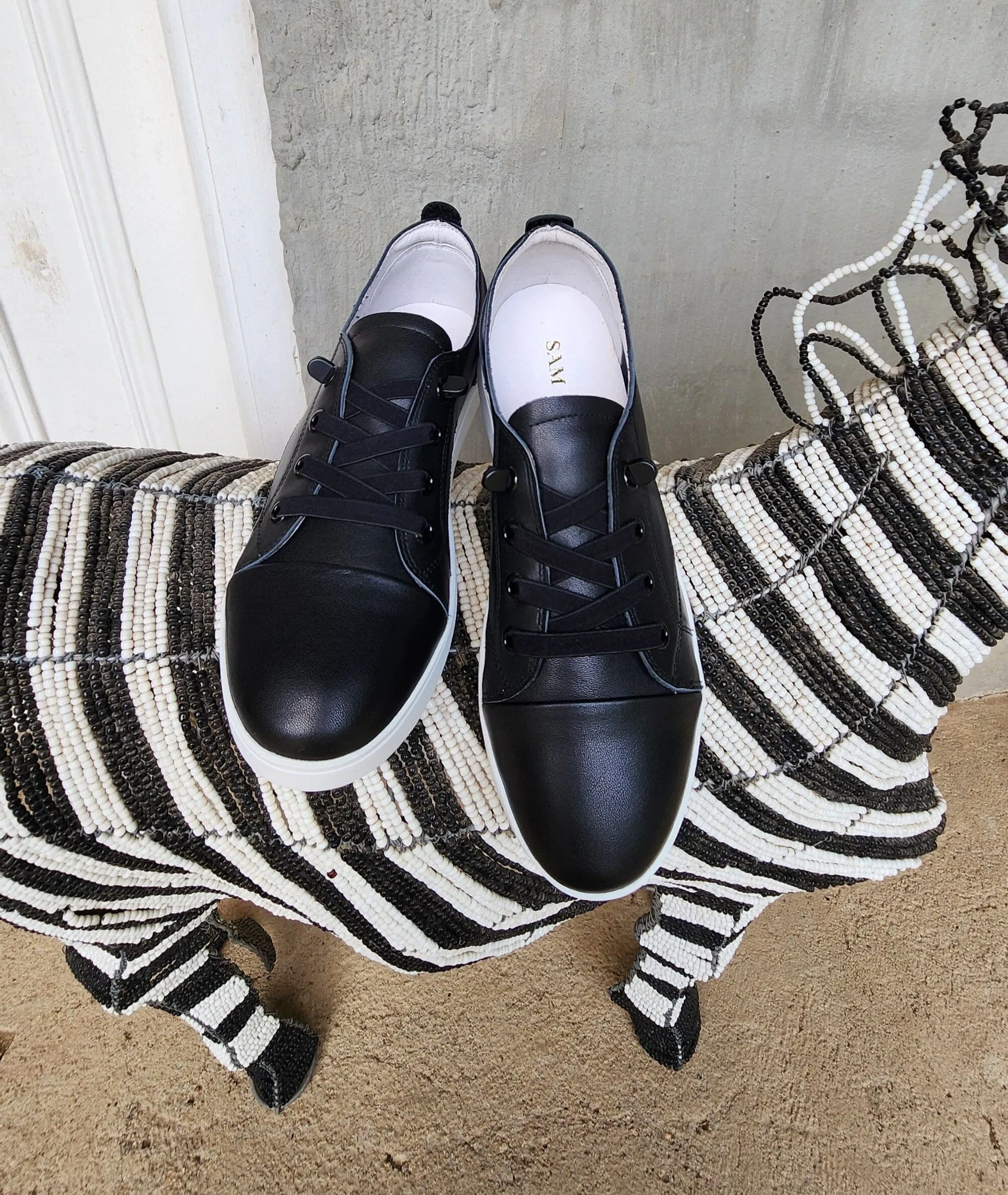 SS24007 Genuine leather sneakers with cushions - White, Black and Silver