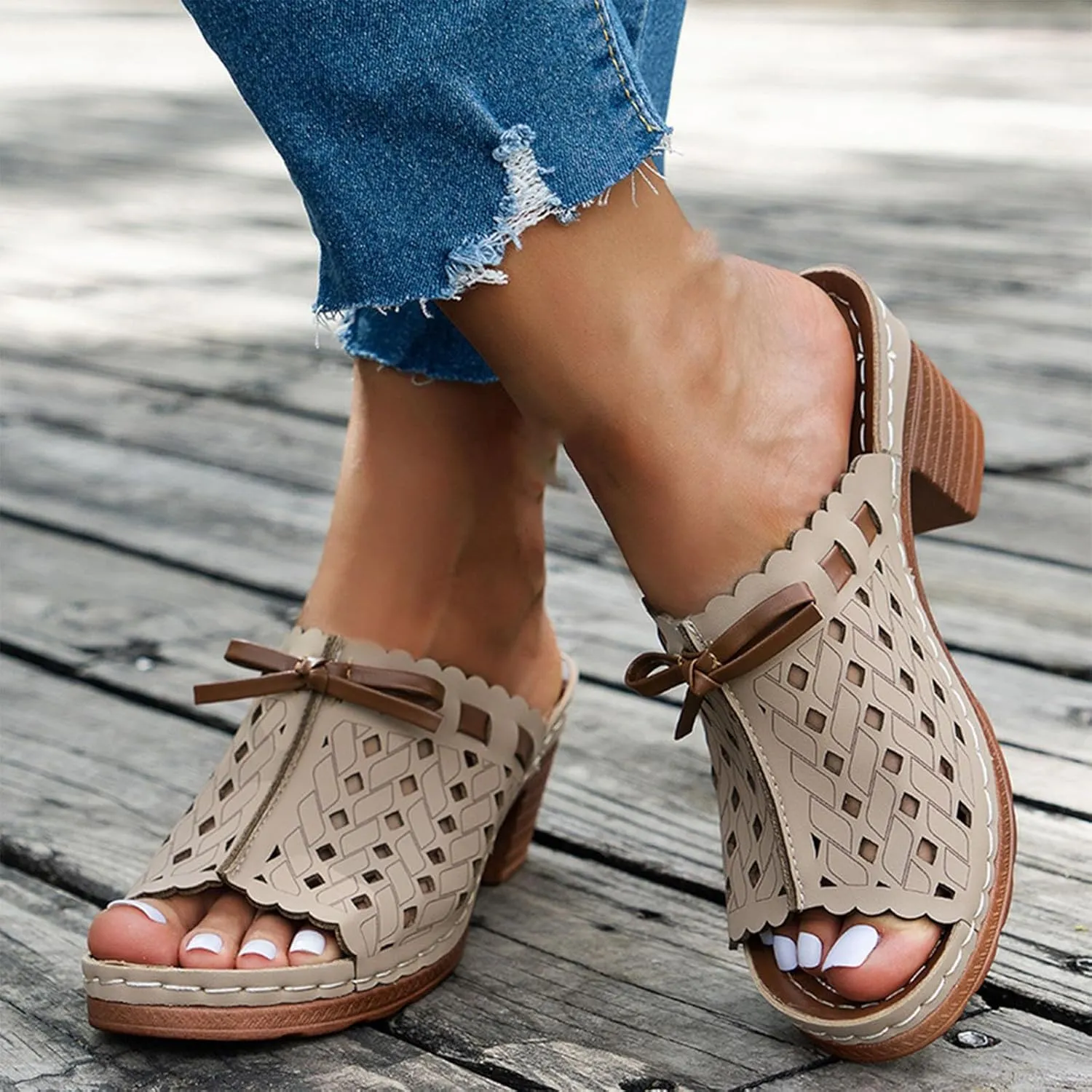 Stacked Heel Mules Pumps Sandals for Women Fashion Hollow Peep Toe High Heels Slip On Mules Summer Mid Heeled Shoes