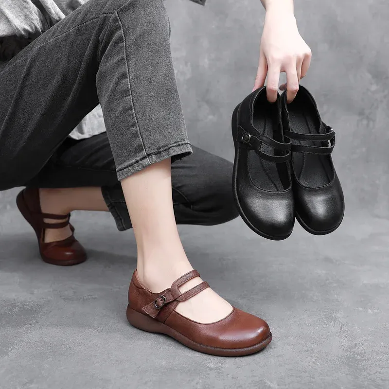USS Shoes Elida Women's Leather Flats Loafer