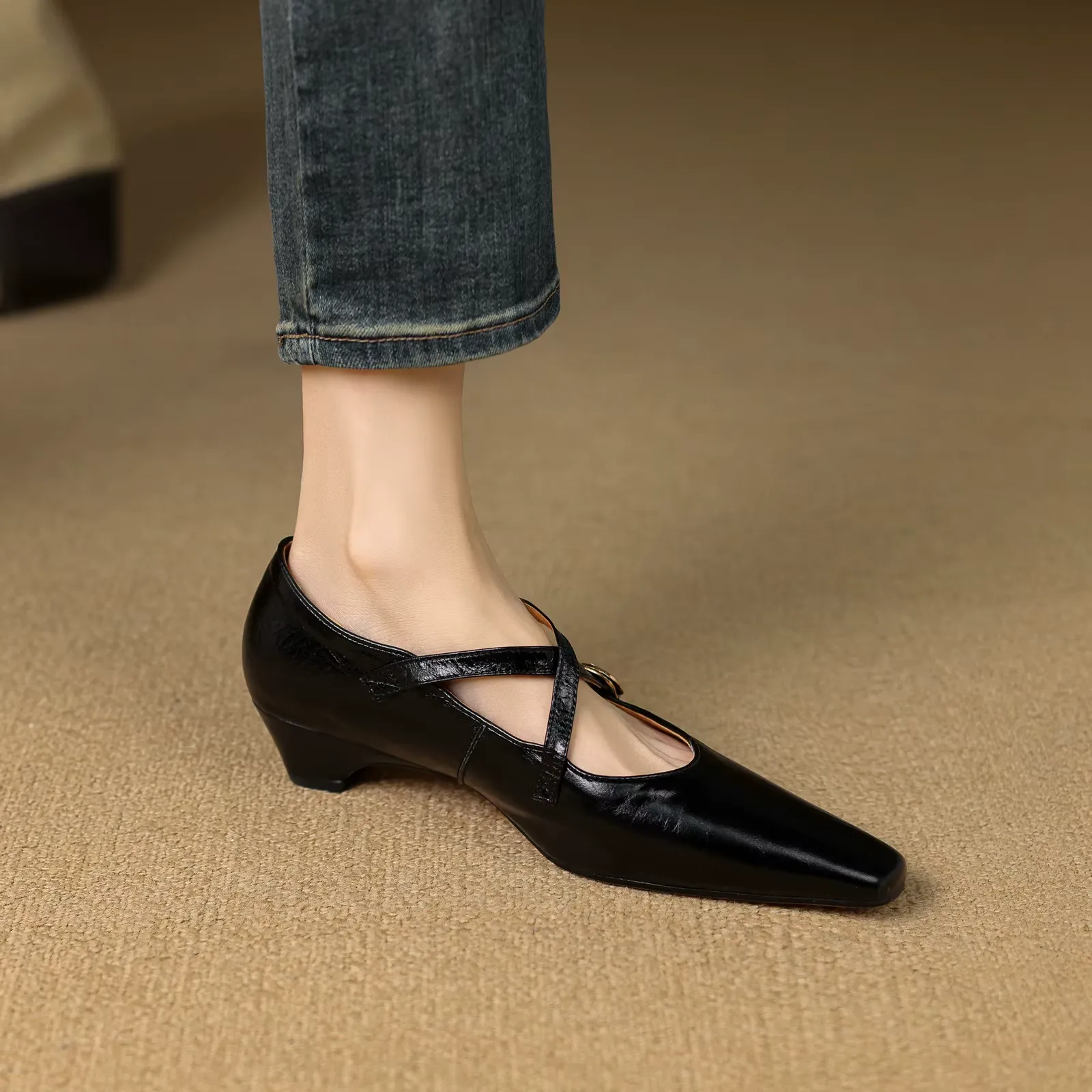 USS Shoes Marie Women's Leather Pumps