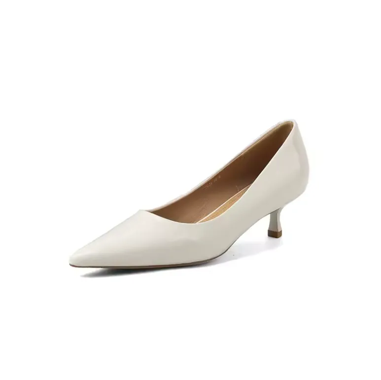 USS Shoes Zaira Women's Pointed Toe Pumps