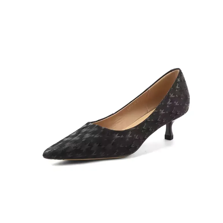 USS Shoes Zaira Women's Pointed Toe Pumps
