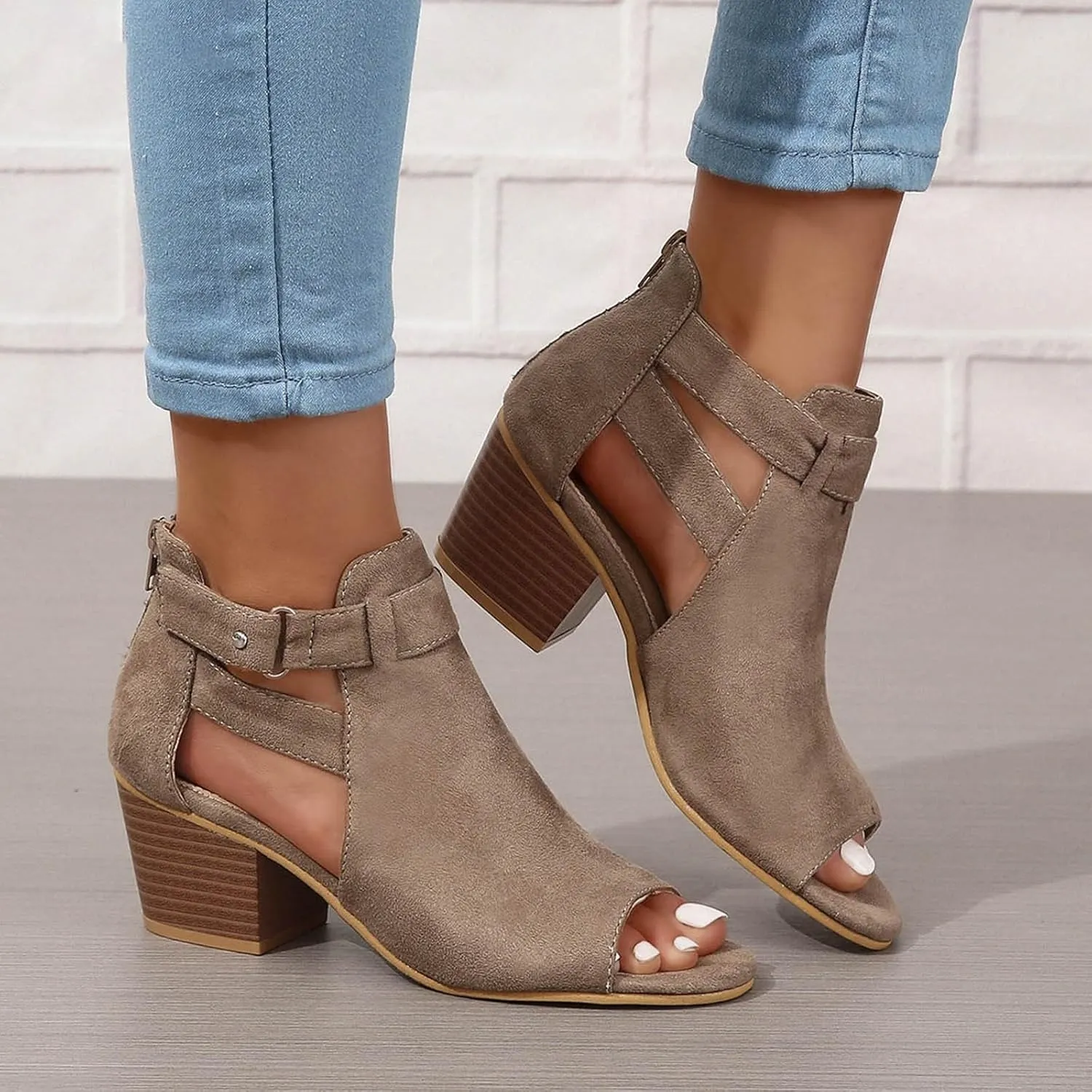 Women Heels Open Toe Ankle Strap Stylish Heeled Sandals Womens Gold Heels Womens Chunk Low Heel Pump Sandal