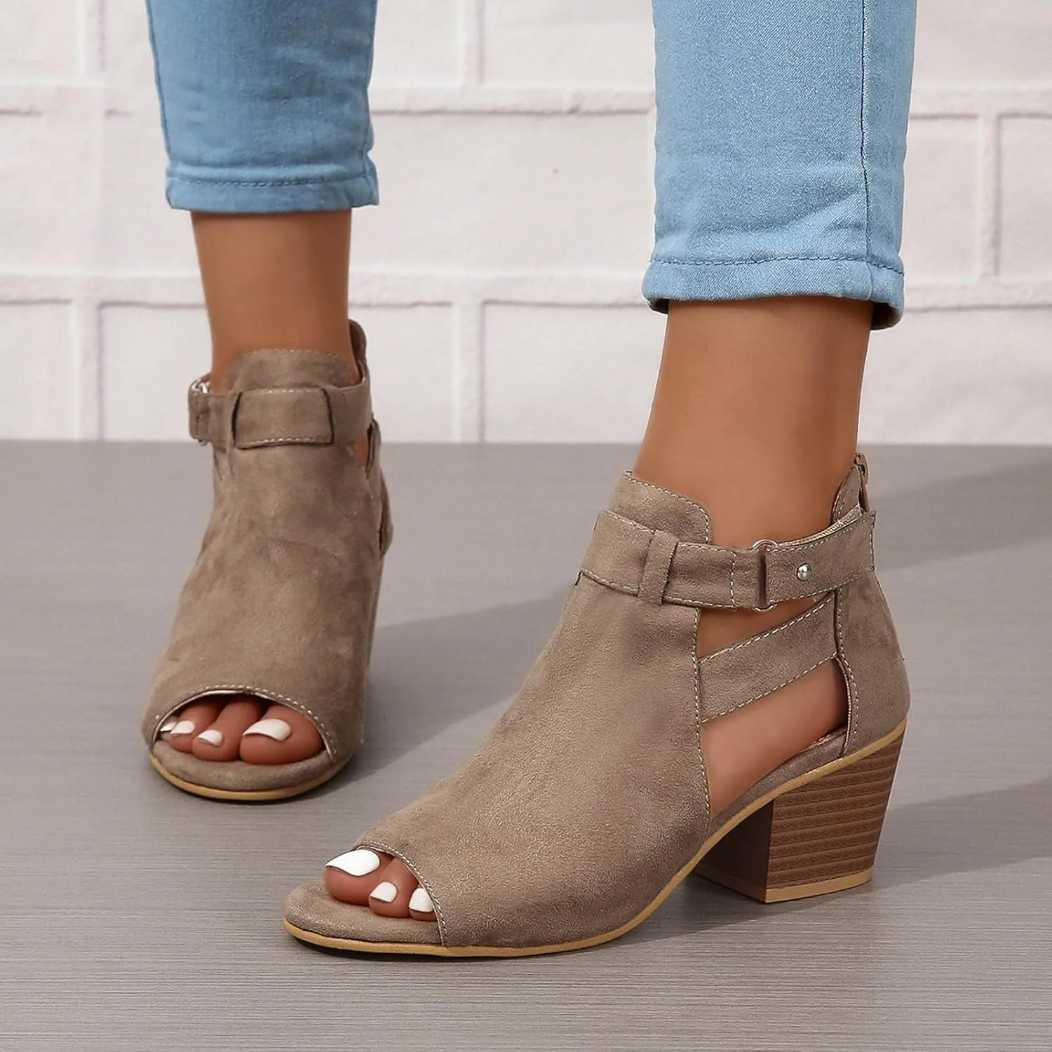 Women Heels Open Toe Ankle Strap Stylish Heeled Sandals Womens Gold Heels Womens Chunk Low Heel Pump Sandal
