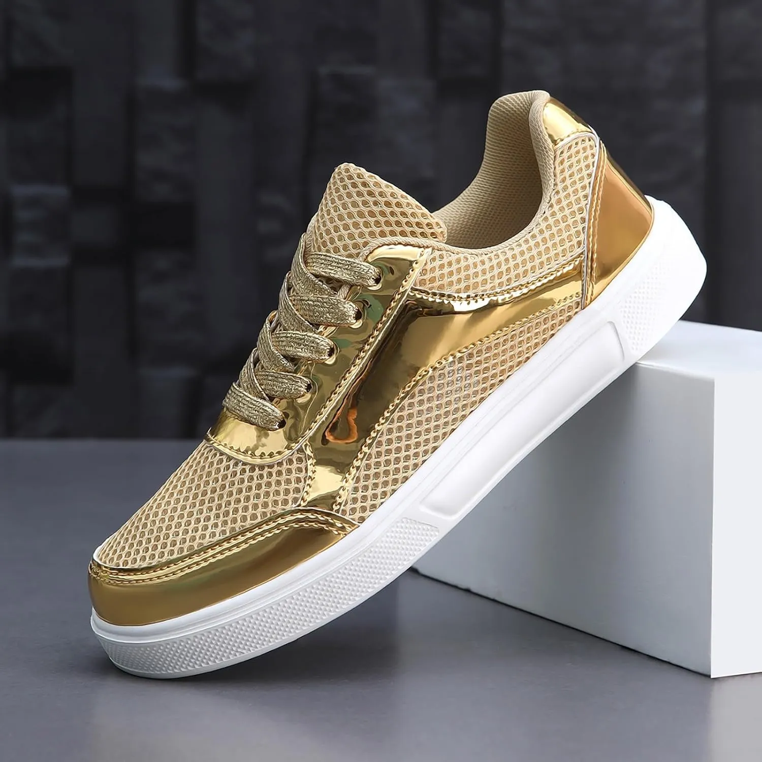 Women Lightweight Slip On Shoes Casual Comfortable Walking Sneakers Canvas Flats Non Slip Breathable Loafers